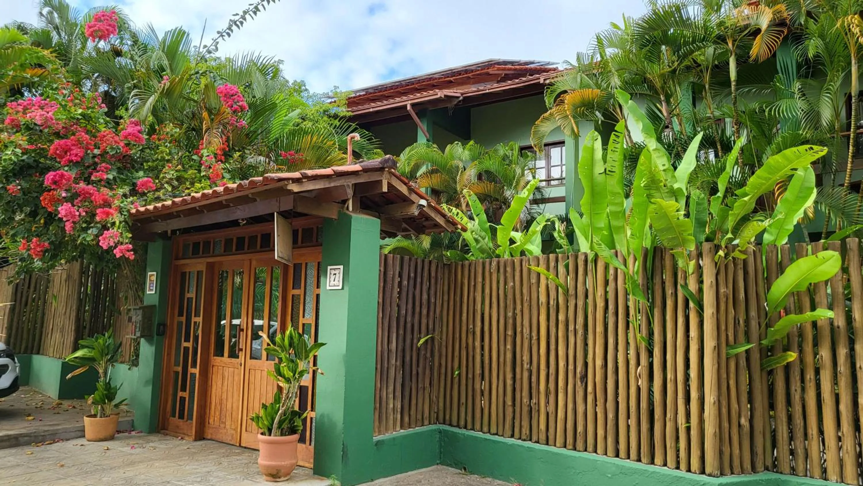 Property building in Vila dos Passaros Flats