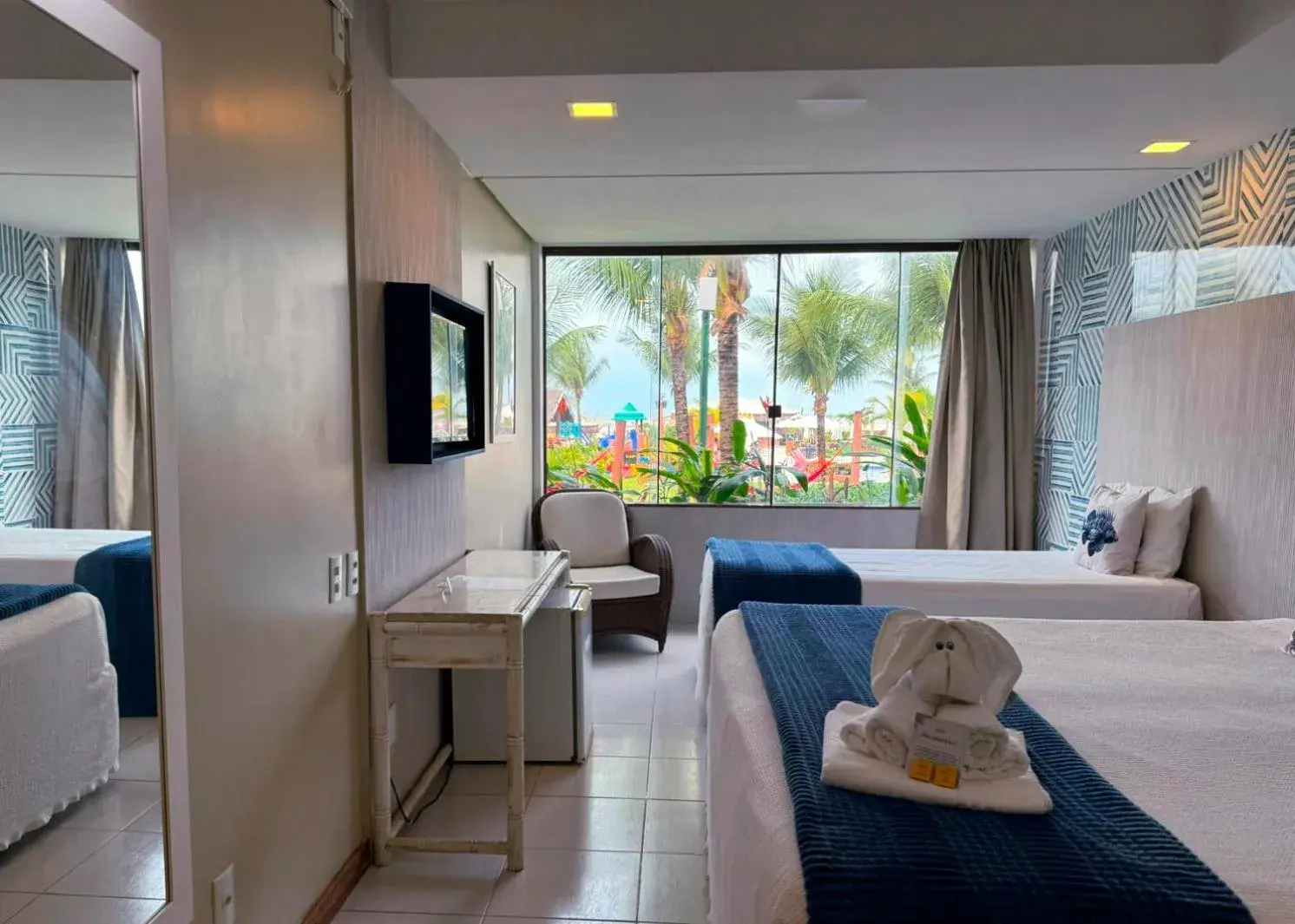 Deluxe Room in Hotel Praia do Sol Deluxe Room in Hotel Praia do Sol