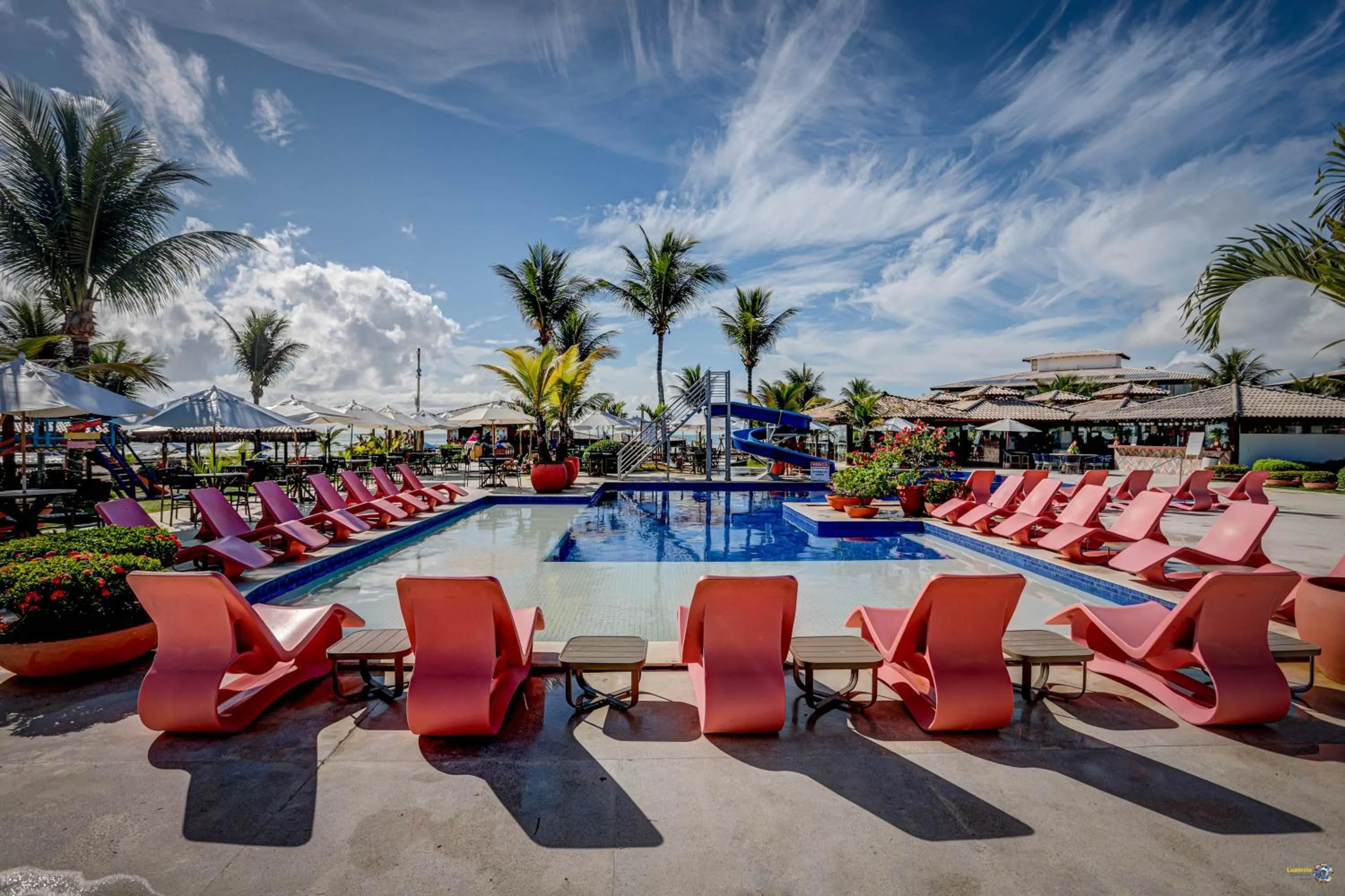 Swimming pool in Hotel Praia do Sol
