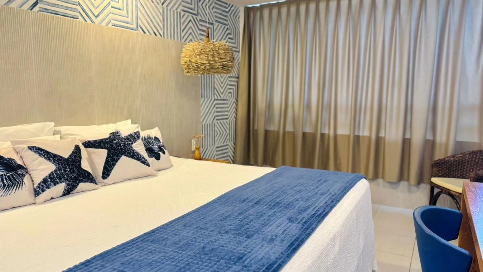 Bed in Hotel Praia do Sol