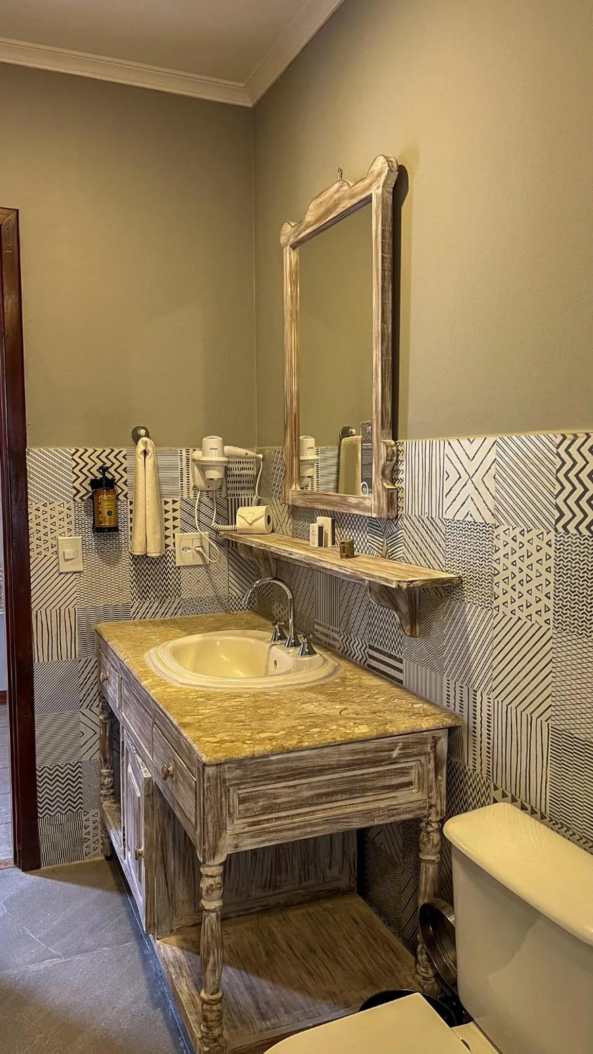 Bathroom in Vila Angatu Eco Resort & SPA