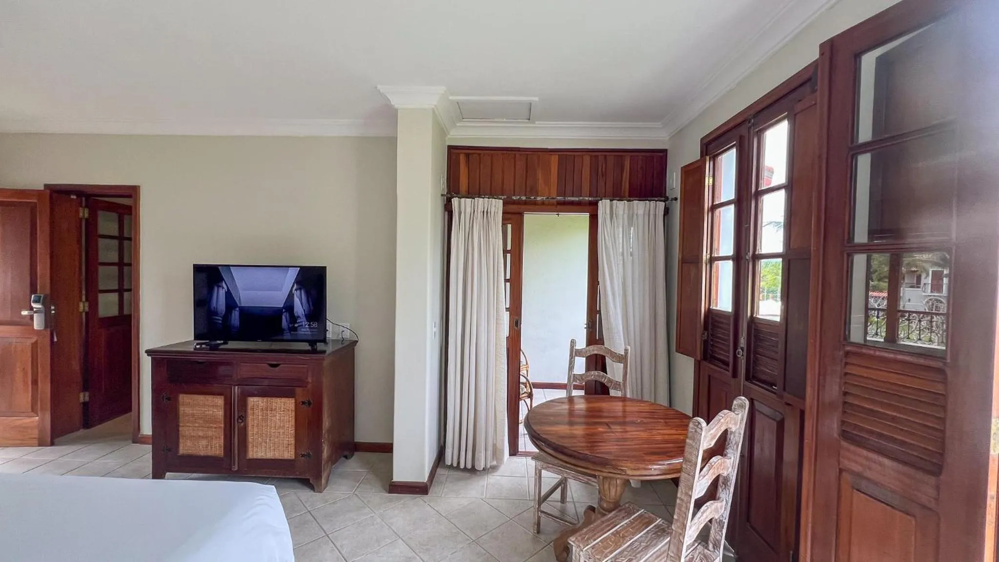 View (from property/room), Bed in Vila Angatu Eco Resort & SPA