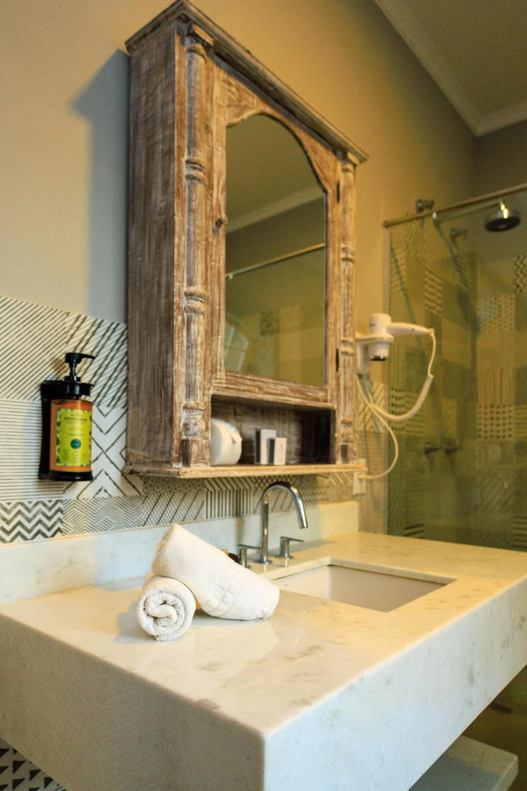 Bathroom in Vila Angatu Eco Resort & SPA