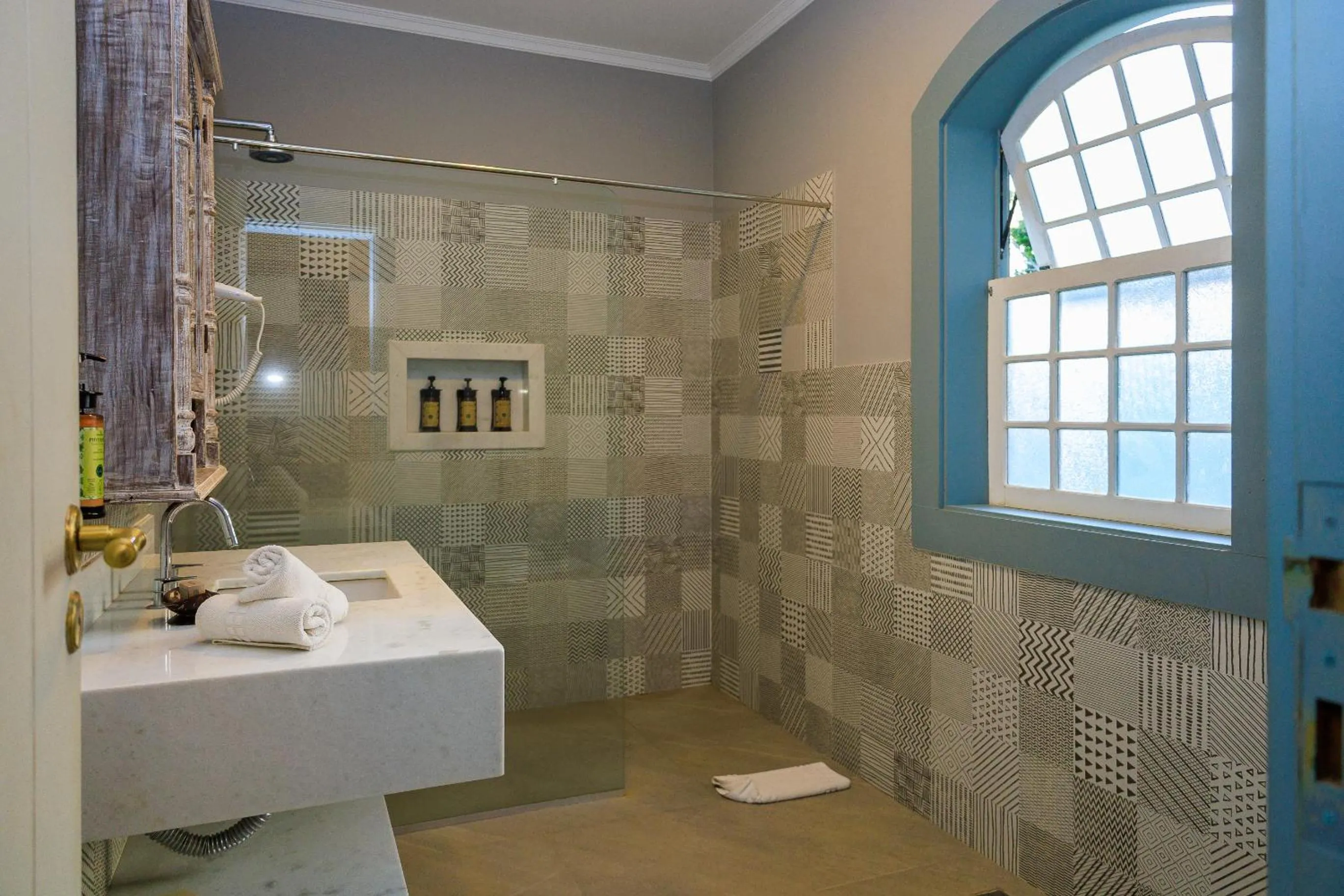 Bathroom in Vila Angatu Eco Resort & SPA