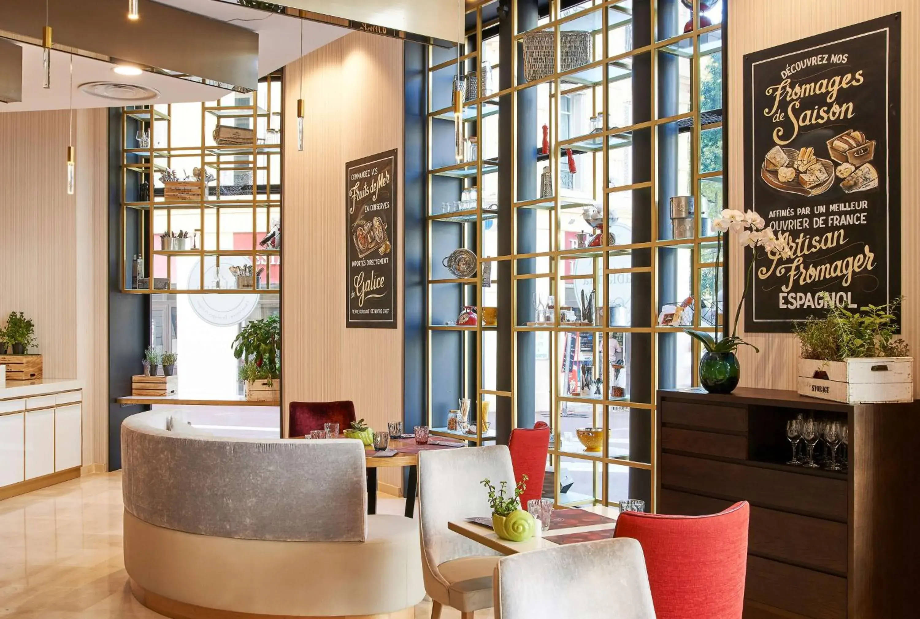 Restaurant/places to eat in NH Collection Marseille Restaurant/places to eat in NH Collection Marseille