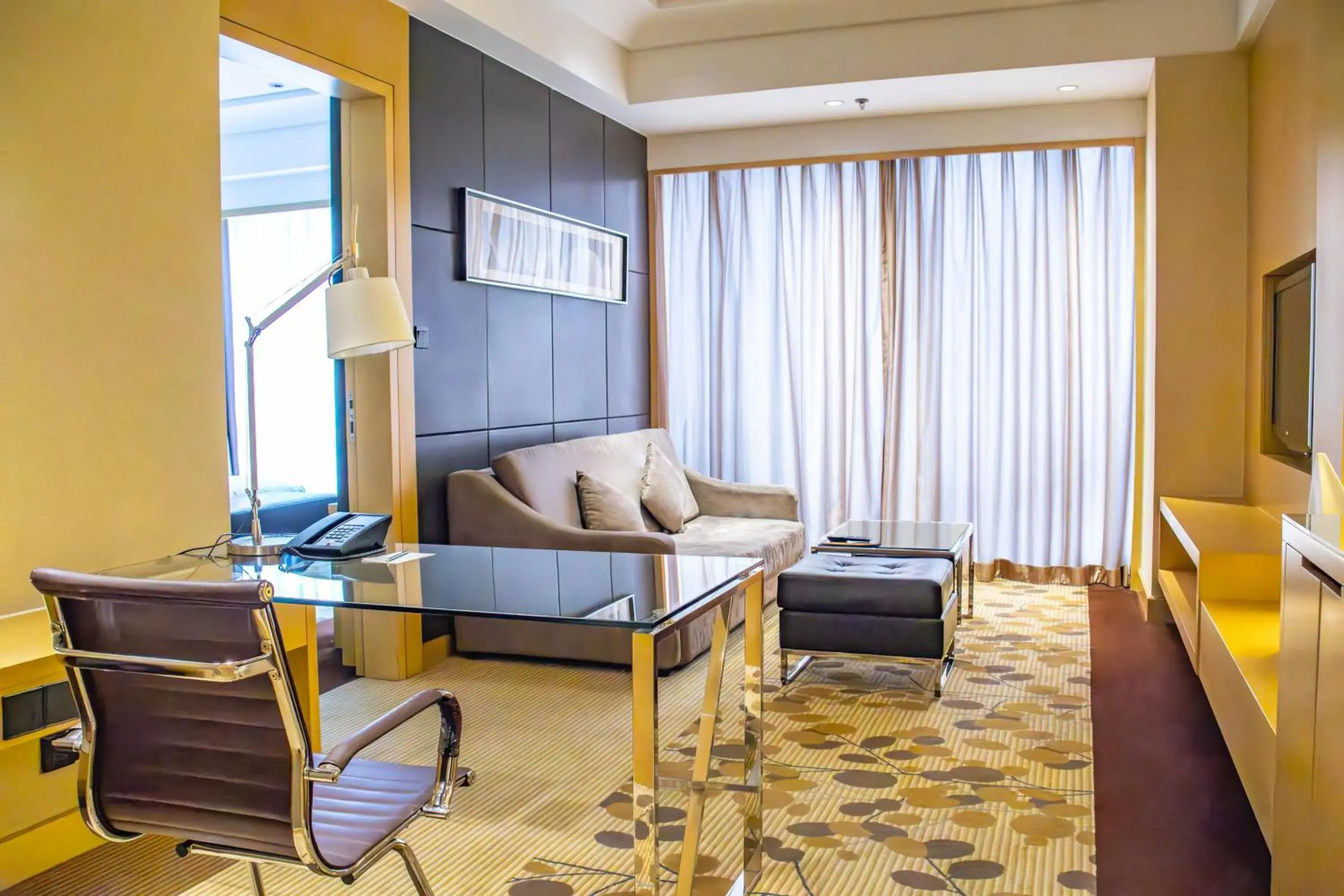 Living room in Courtyard by Marriott Shanghai Central Living room in Courtyard by Marriott Shanghai Central