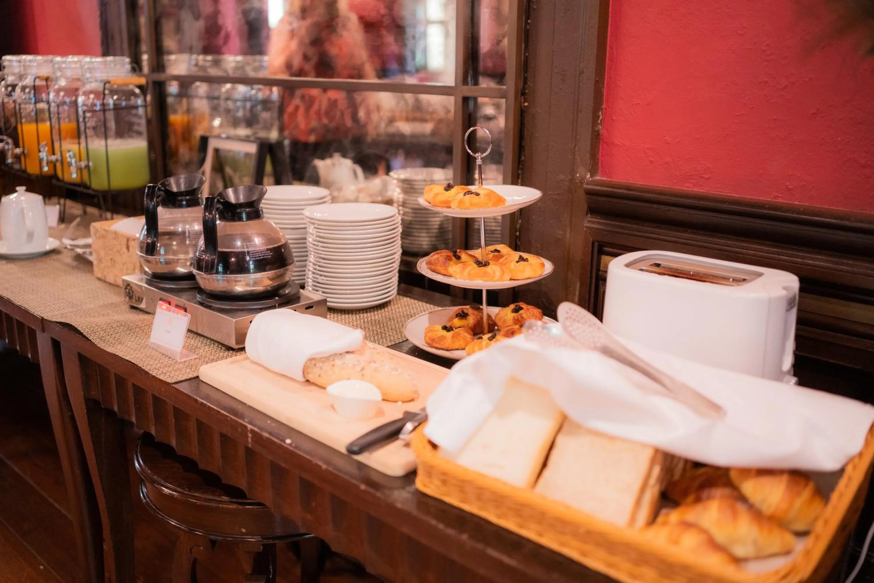 Breakfast in Praya Palazzo