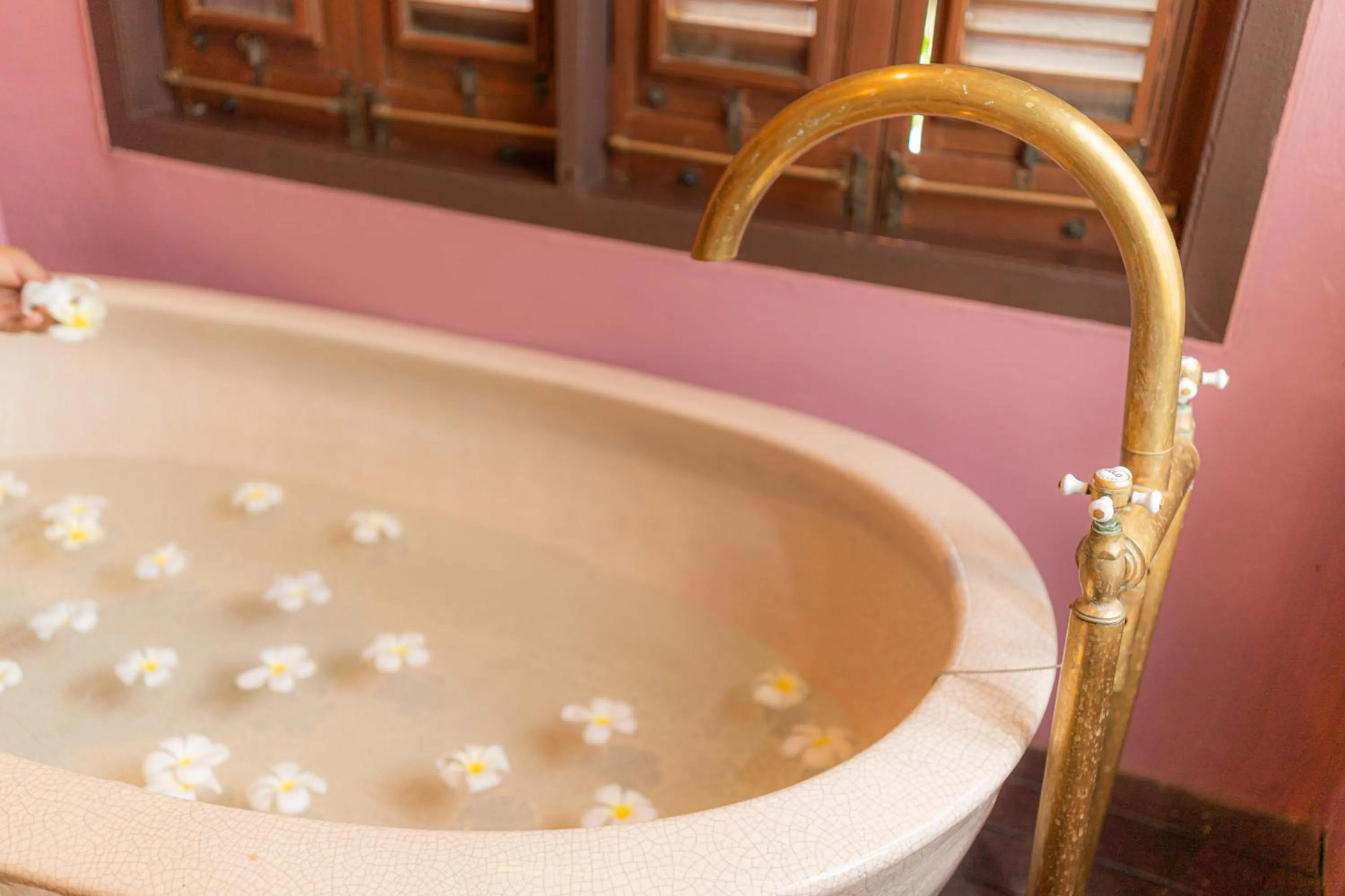 Bath in Praya Palazzo