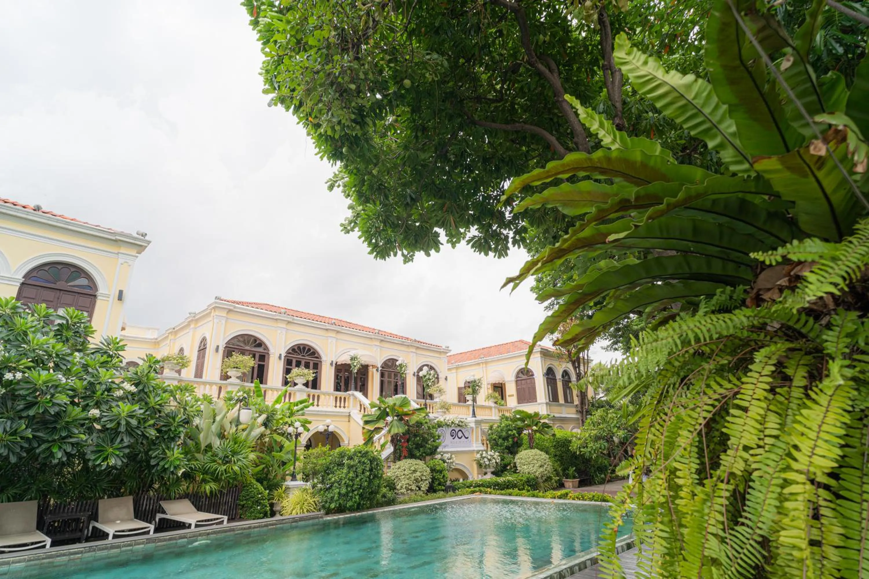 Property building in Praya Palazzo