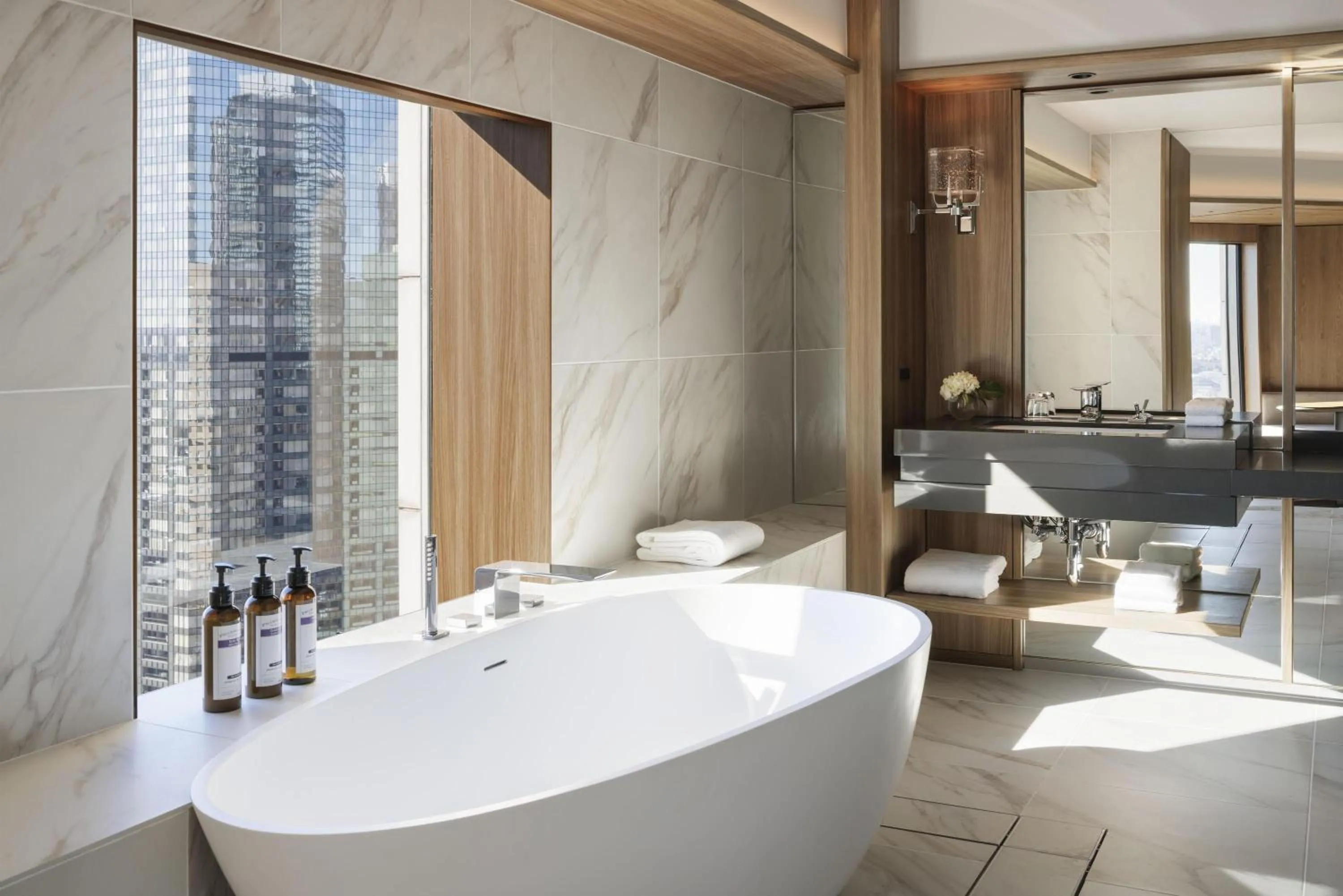 Bathroom in Hyatt Regency Tokyo