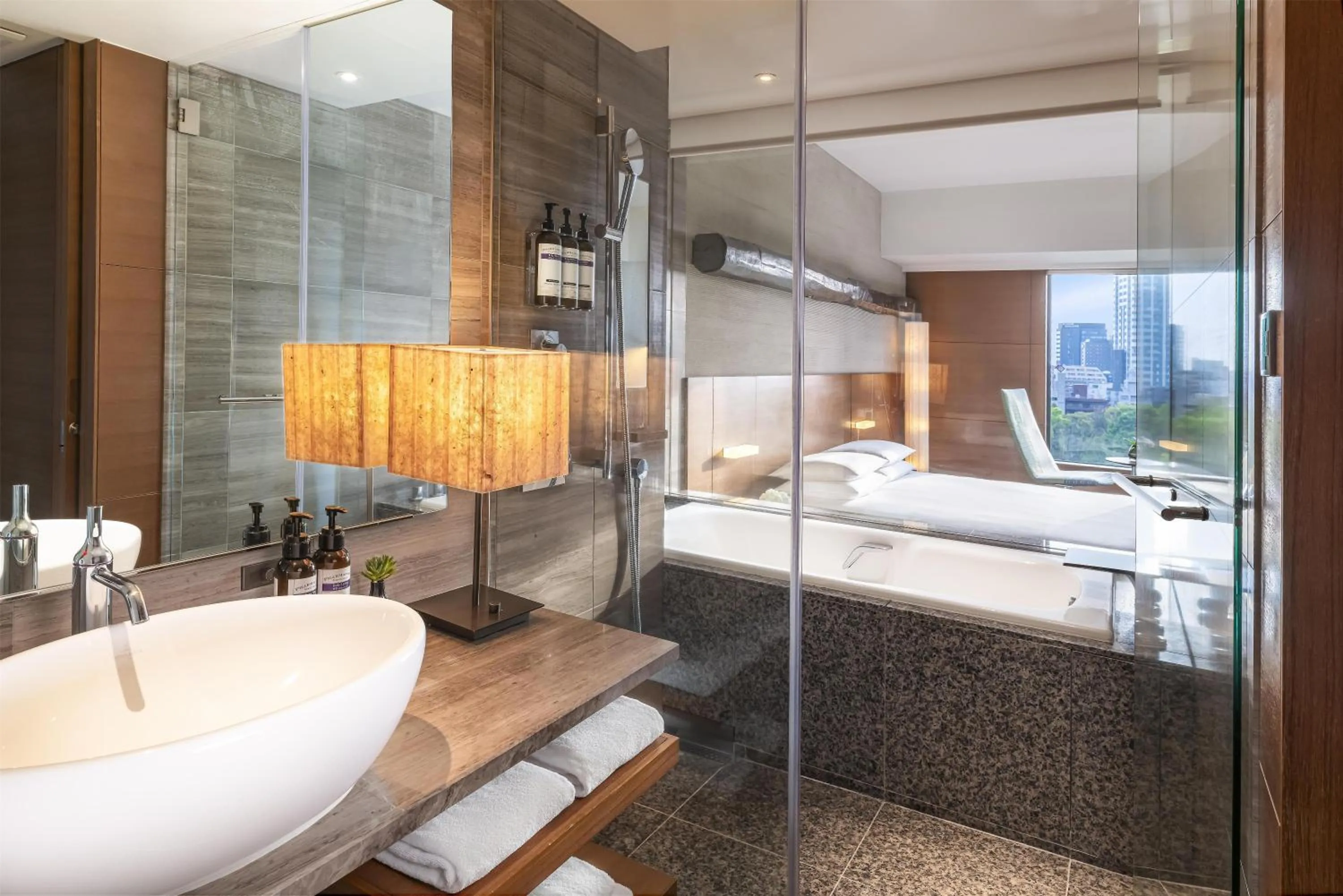 Bathroom in Hyatt Regency Tokyo