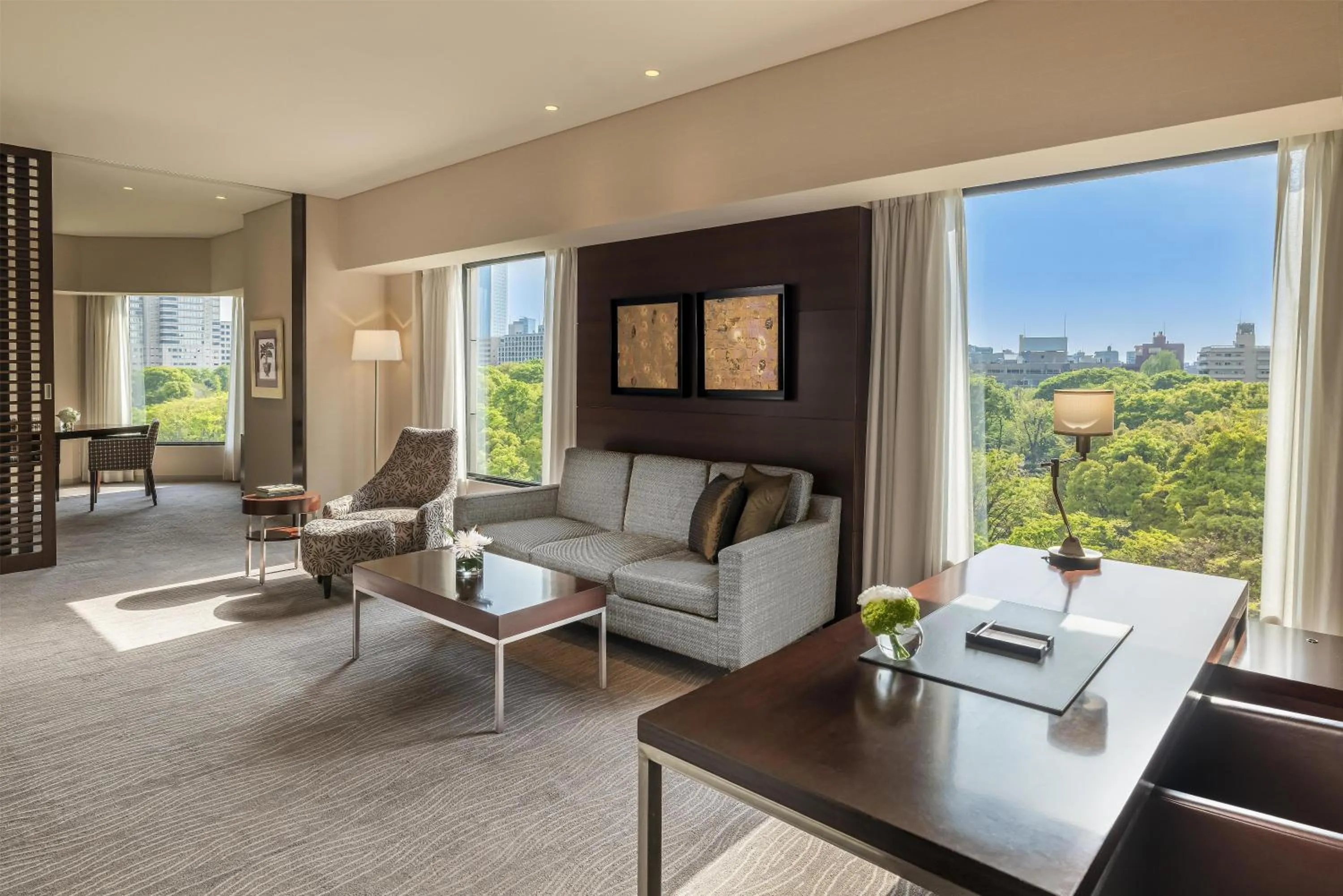 Photo of the whole room in Hyatt Regency Tokyo