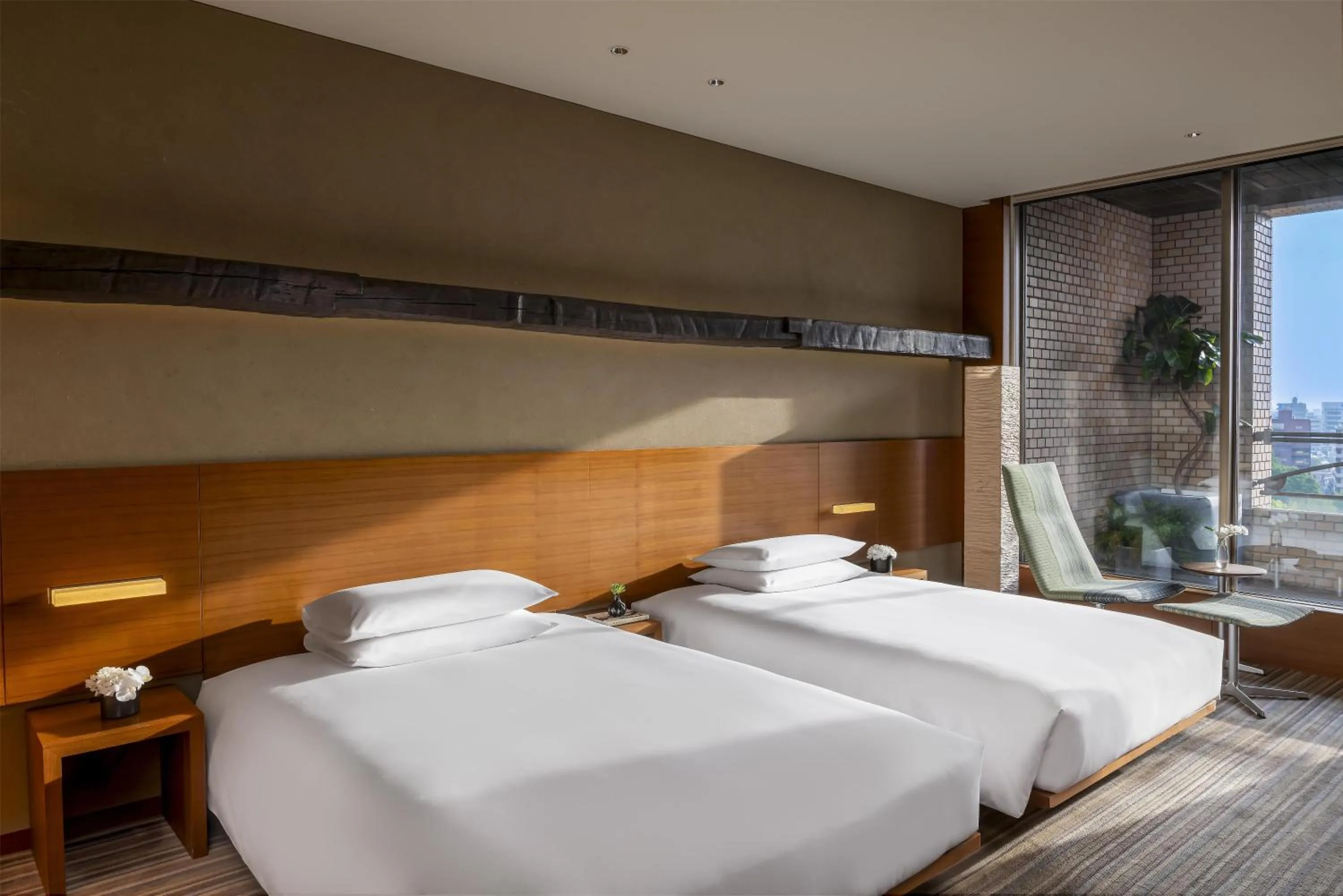 Photo of the whole room, Bed in Hyatt Regency Tokyo