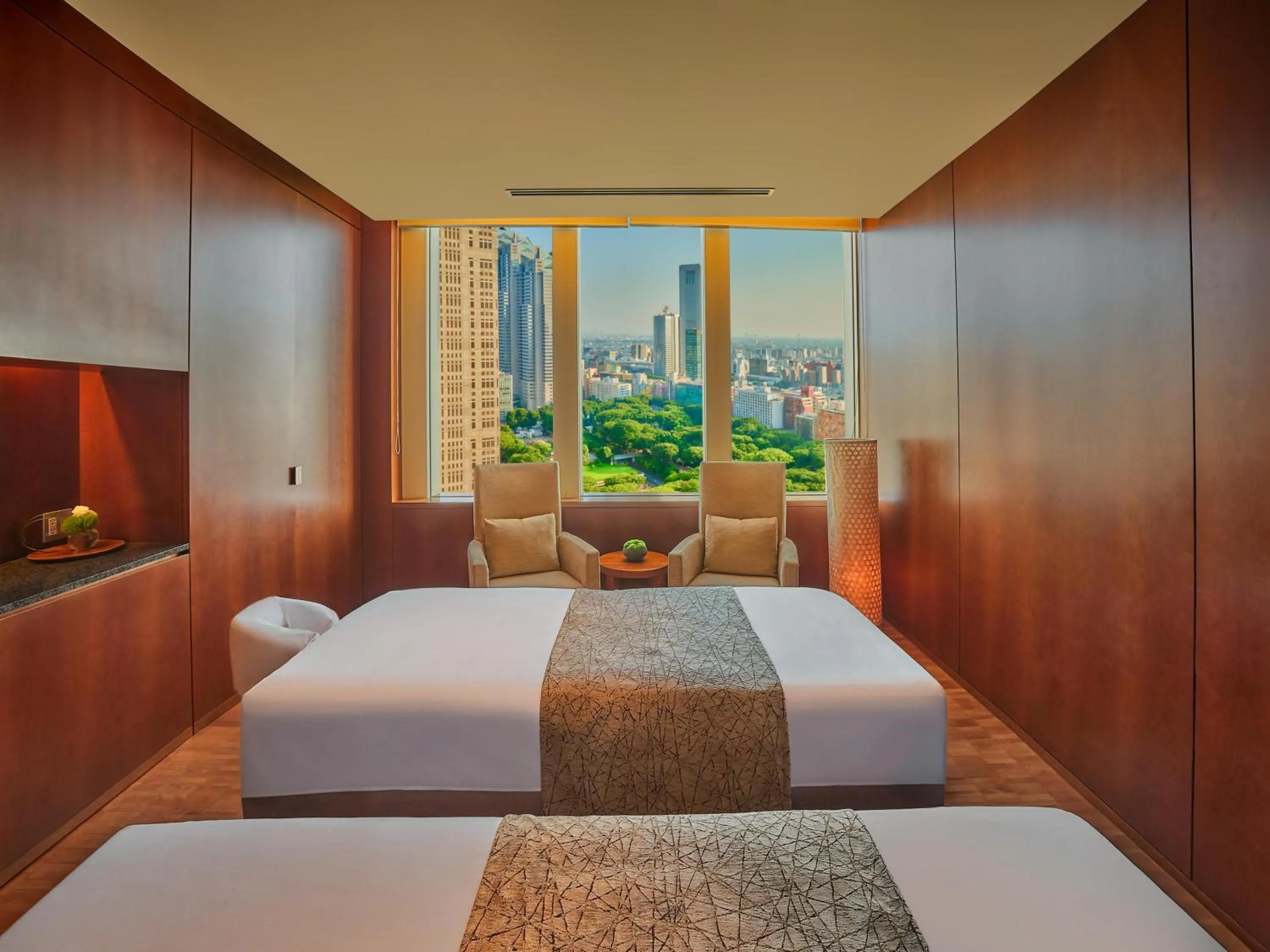 Spa and wellness centre/facilities, Bed in Hyatt Regency Tokyo