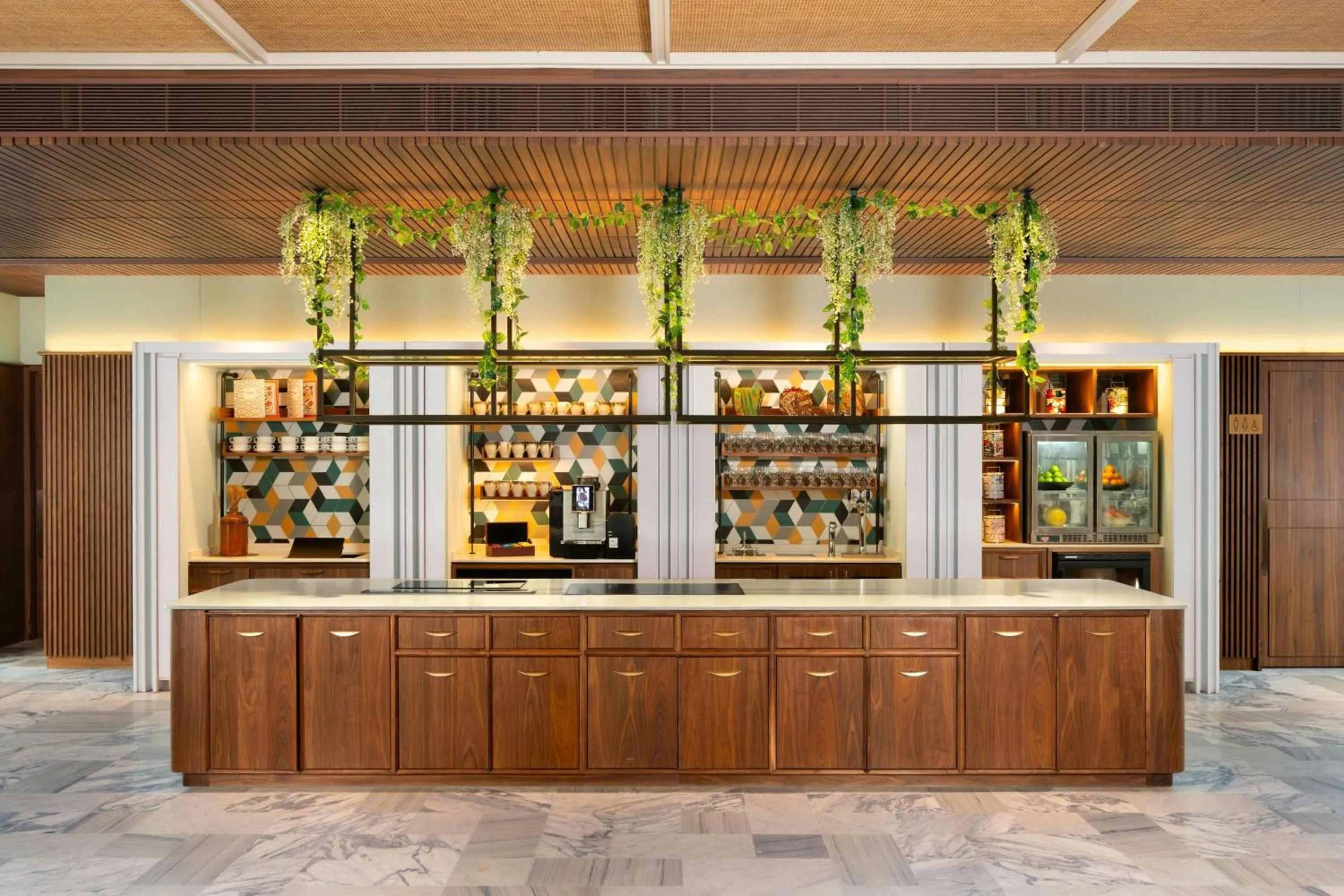 Lounge or bar in Lone Pine, Penang, a Tribute Portfolio Resort