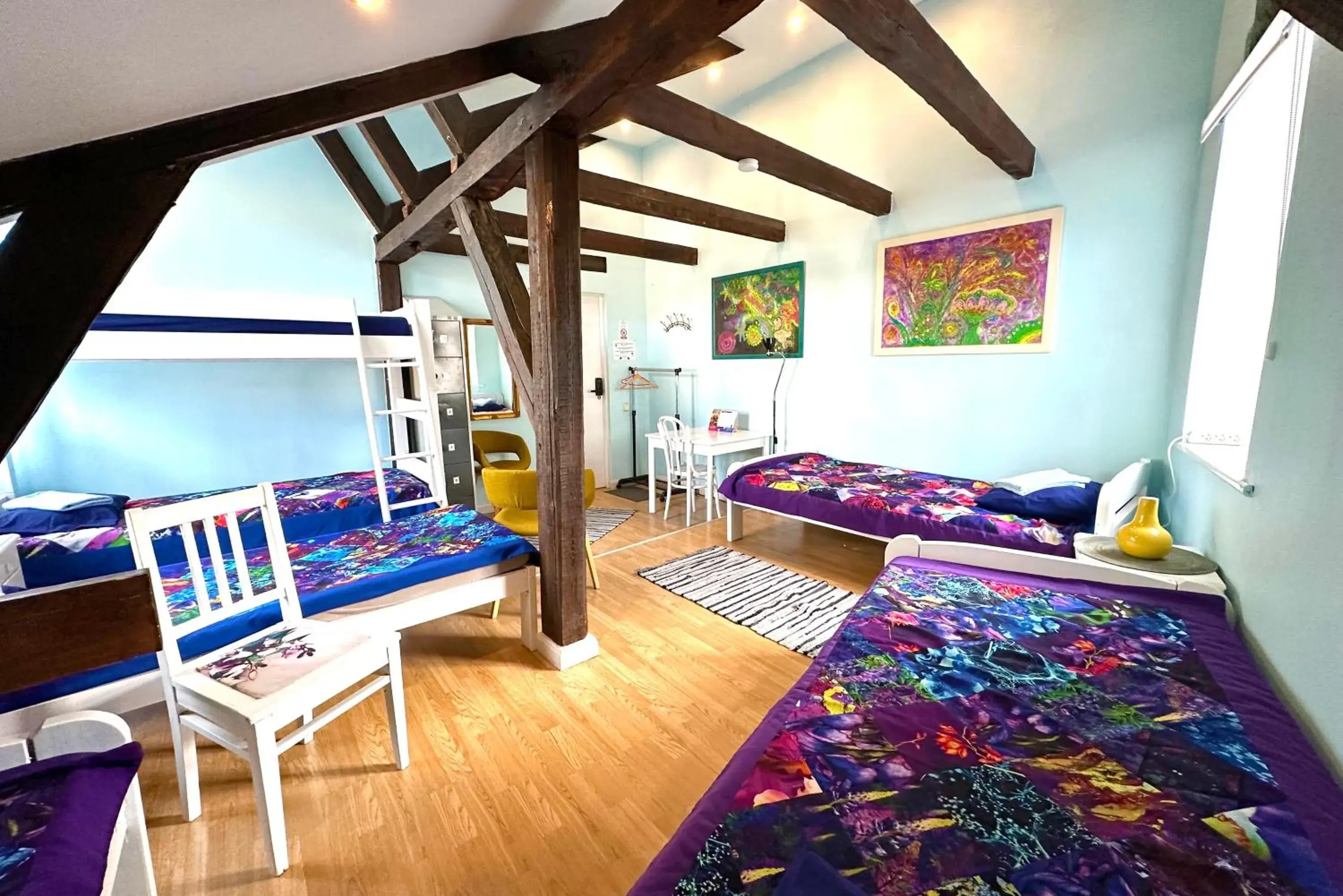 Photo of the whole room, Bed in Central Hostel Photo of the whole room, Bed in Central Hostel