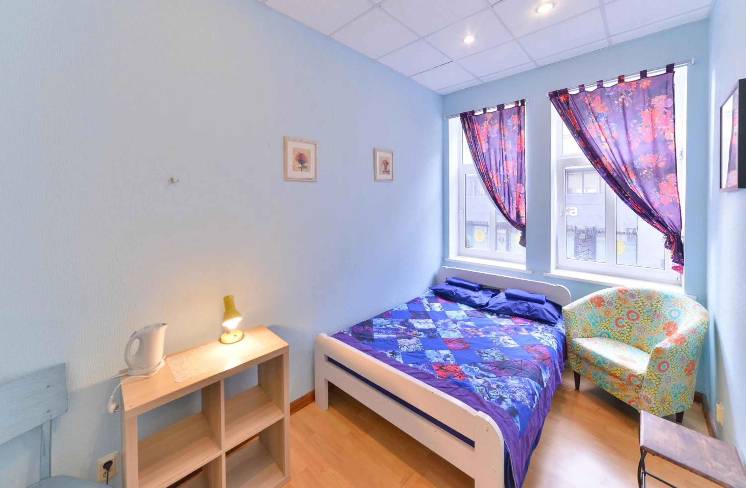 Photo of the whole room, Bed in Central Hostel