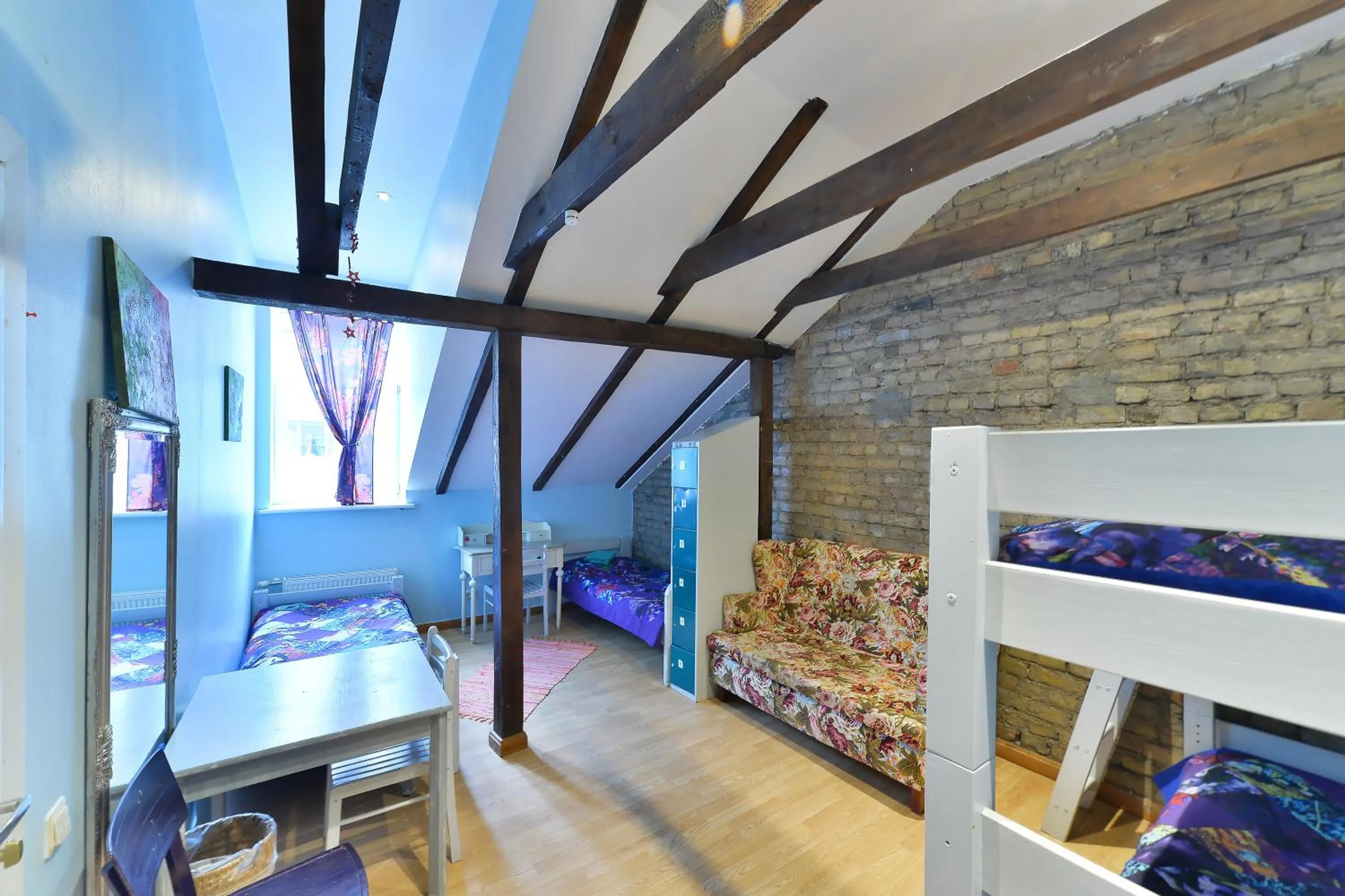 Photo of the whole room, Bed in Central Hostel