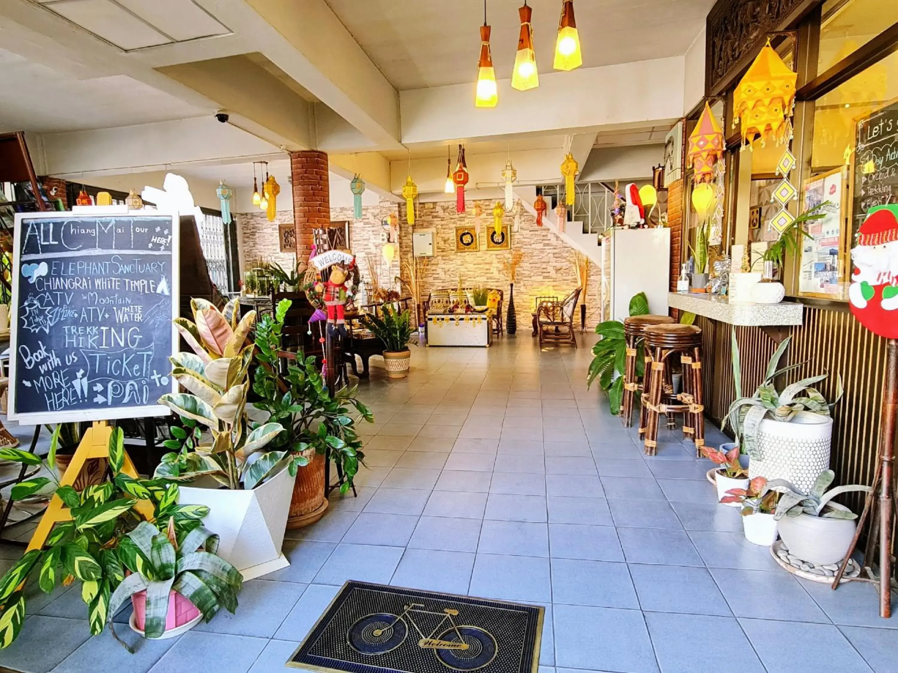 Lobby or reception in Bed and Terrace Guesthouse Chiang Mai Lobby or reception in Bed and Terrace Guesthouse Chiang Mai