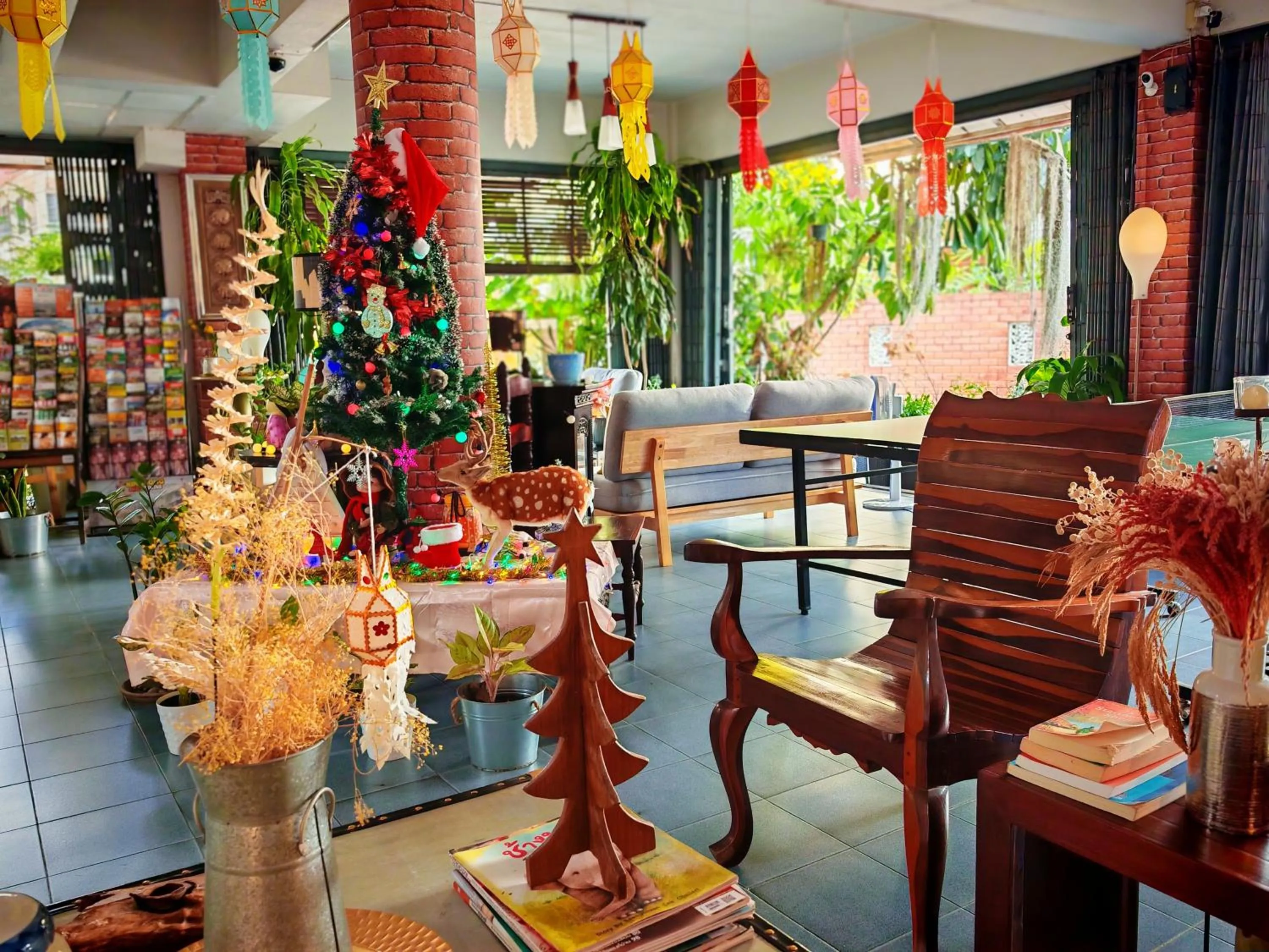 Decorative detail in Bed and Terrace Guesthouse Chiang Mai