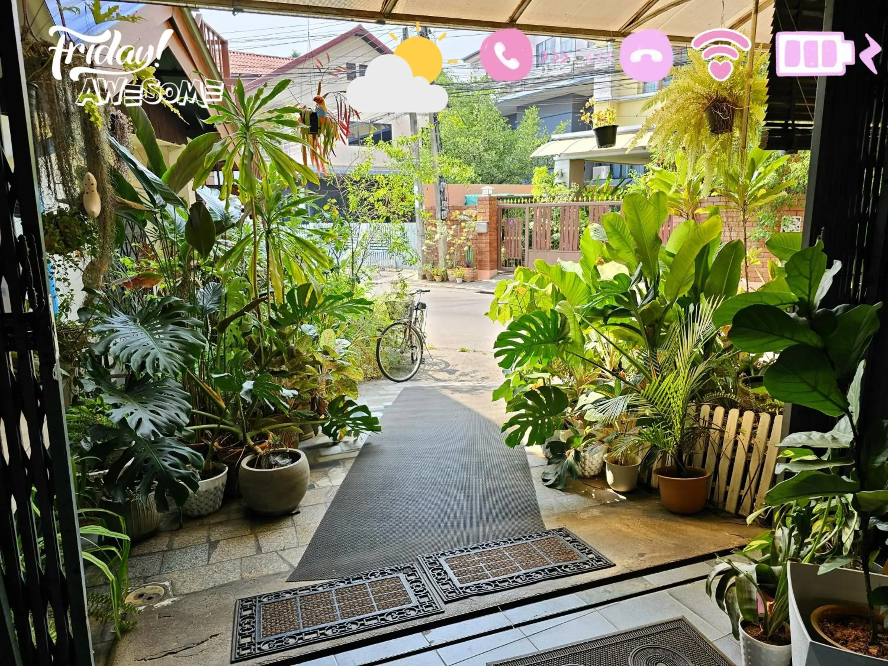 Facade/entrance in Bed and Terrace Guesthouse Chiang Mai Facade/entrance in Bed and Terrace Guesthouse Chiang Mai
