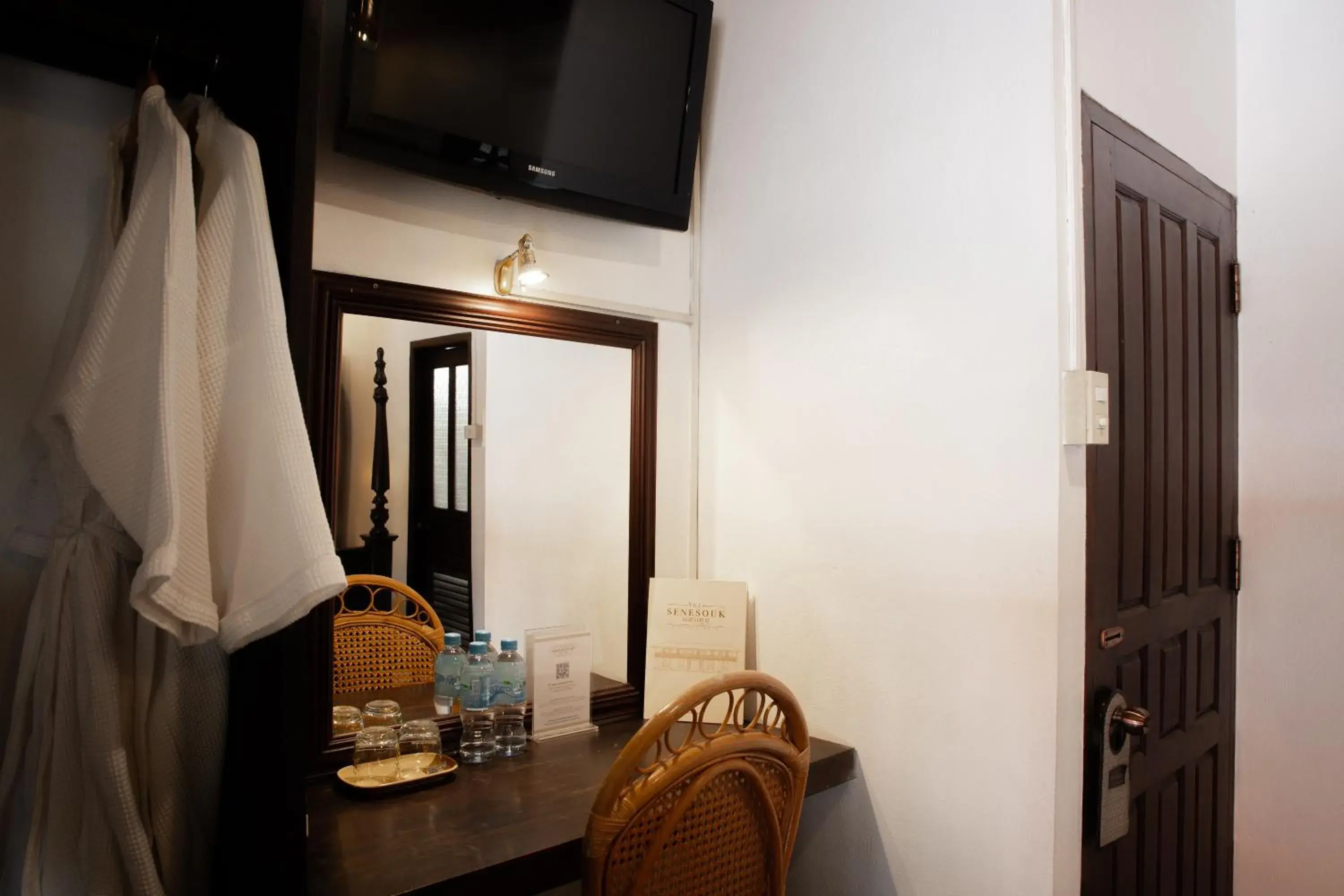 Superior Double or Twin Room in Villa Senesouk Luang Prabang Superior Double or Twin Room in Villa Senesouk Luang Prabang