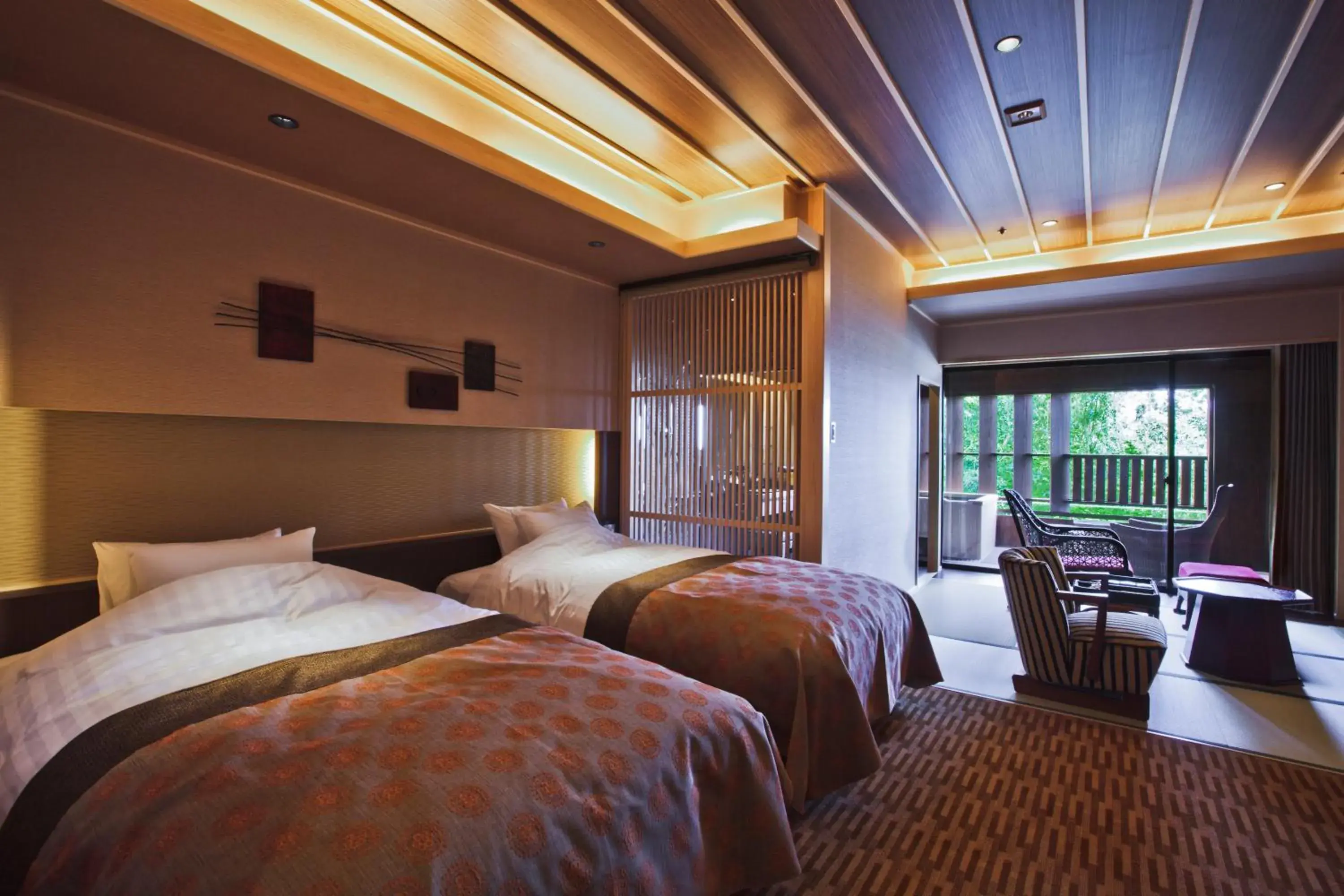 Japanese-Style Premium Room with Living Area and Open-air Bath Only children 7 and up are allowed in Yumotokan Japanese-Style Premium Room with Living Area and Open-air Bath Only children 7 and up are allowed in Yumotokan