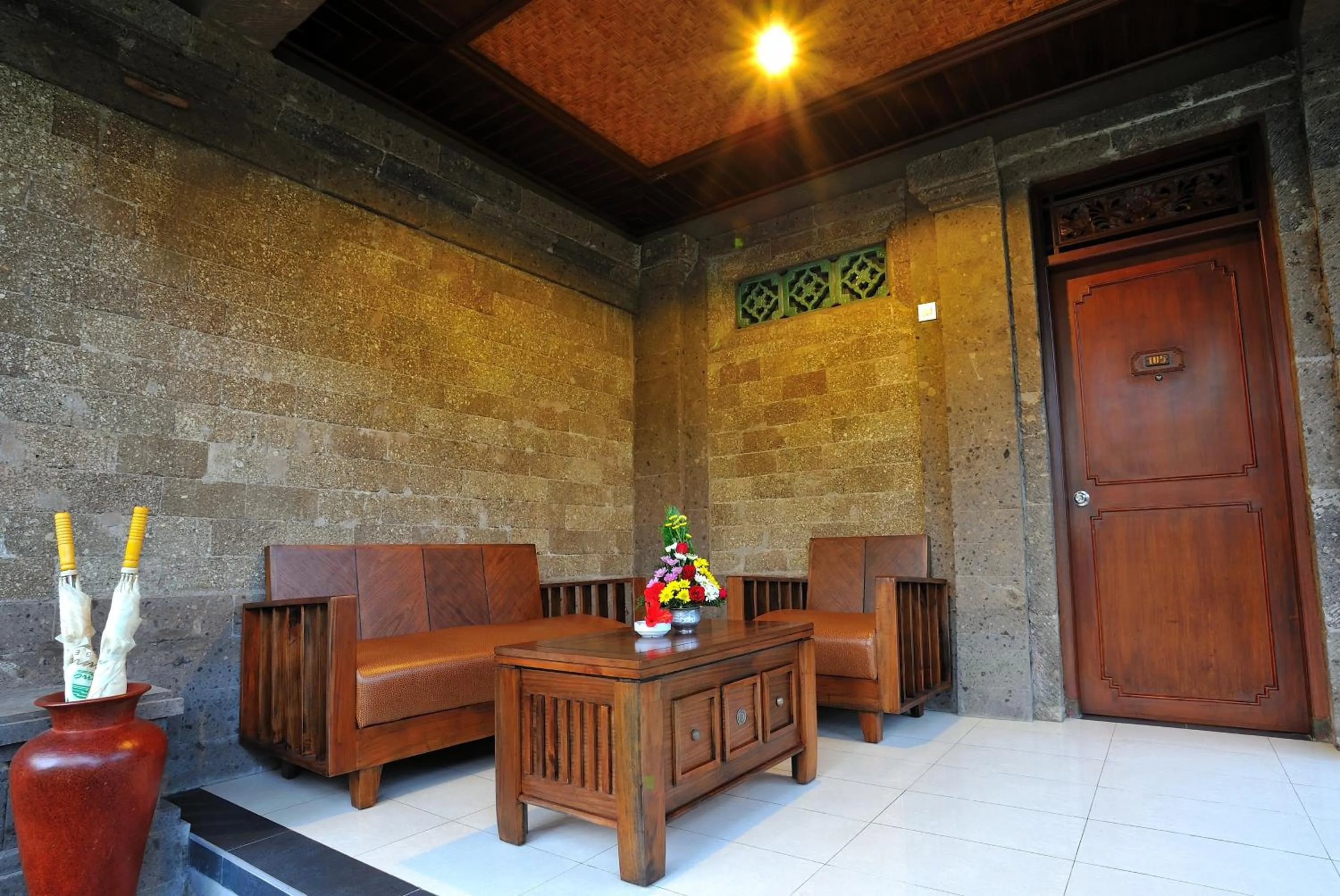 Balcony/Terrace in De Munut Balinese Resort