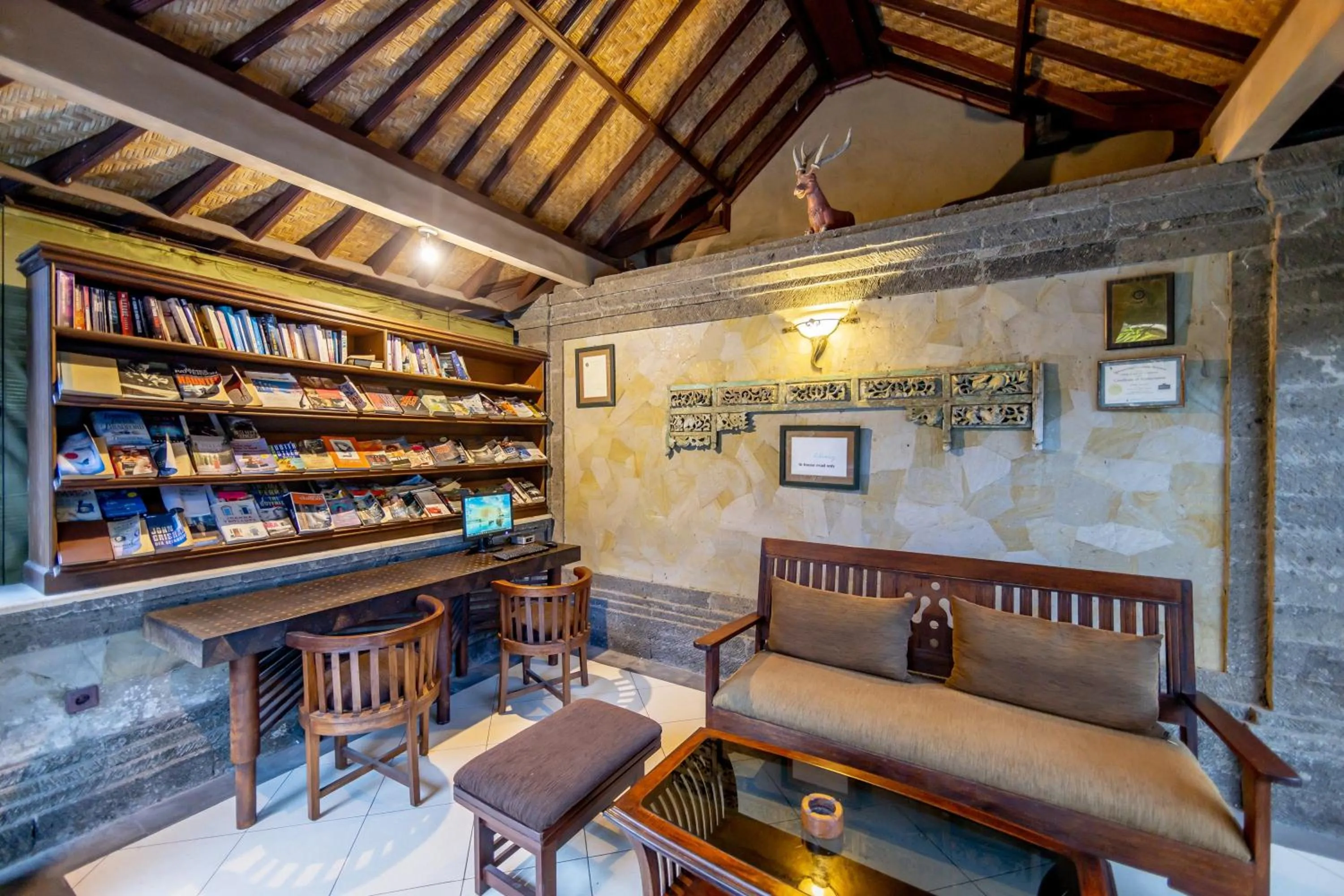 Library in De Munut Balinese Resort