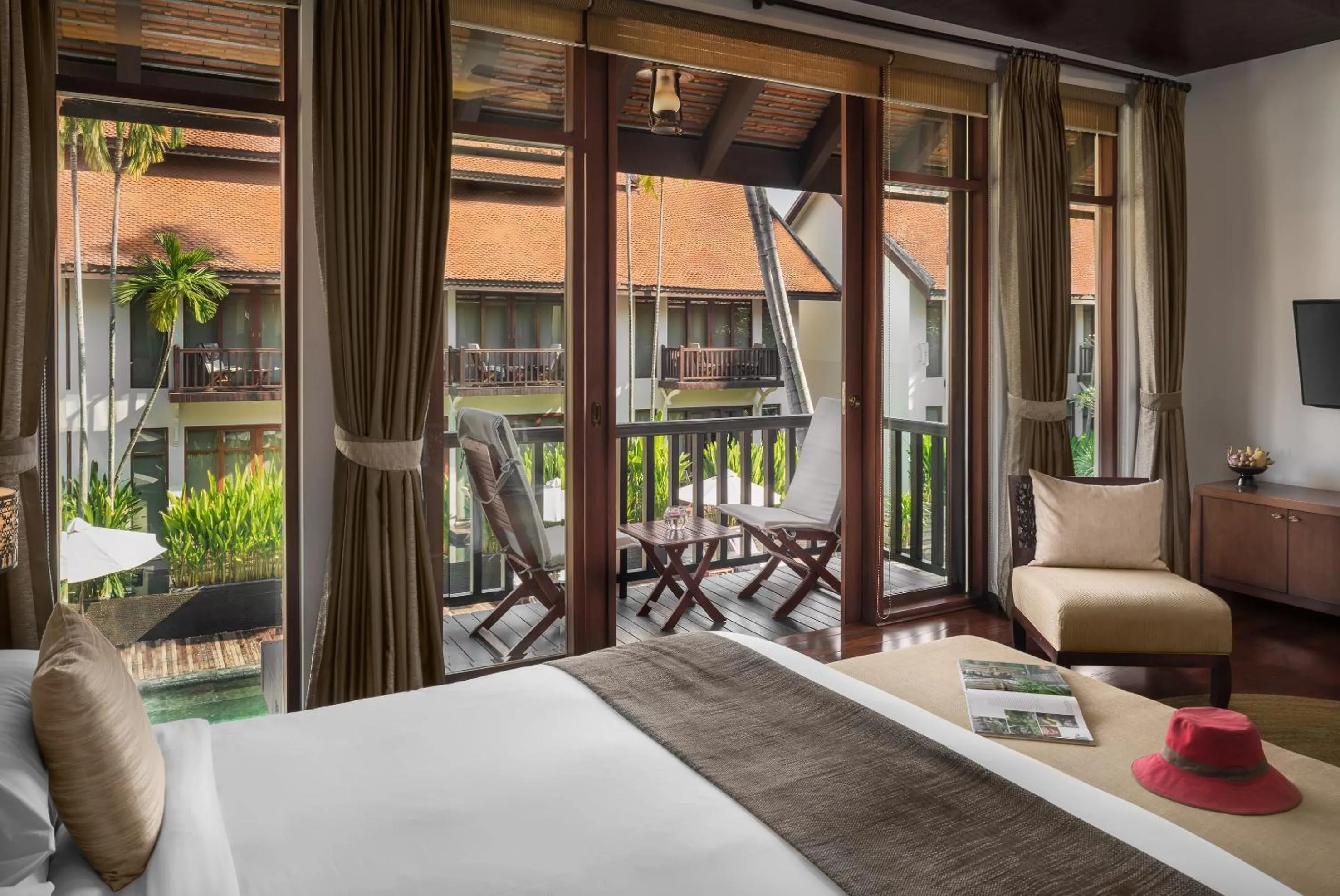 Inner courtyard view, Bed in Anantara Angkor Resort