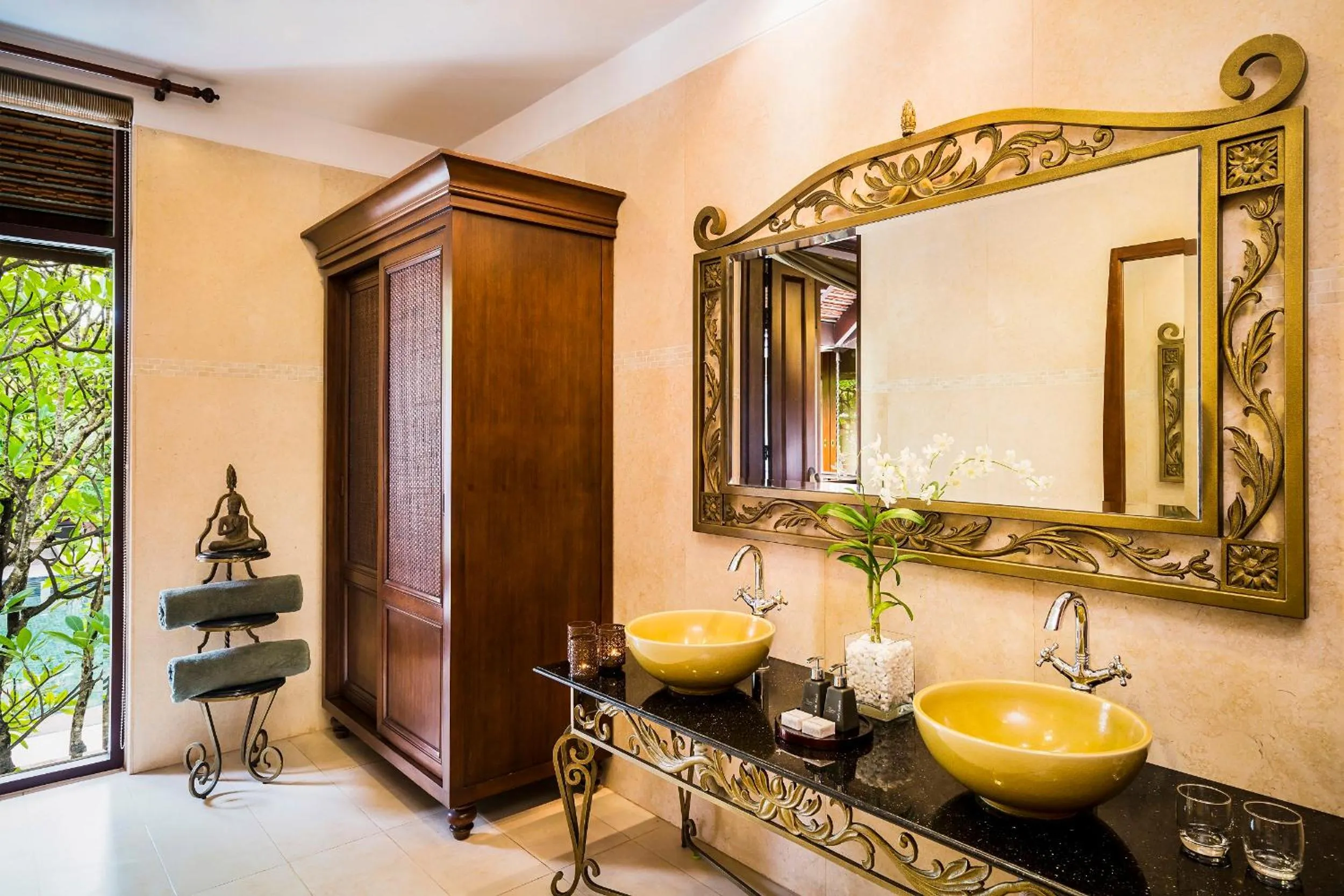 Bathroom in Anantara Angkor Resort