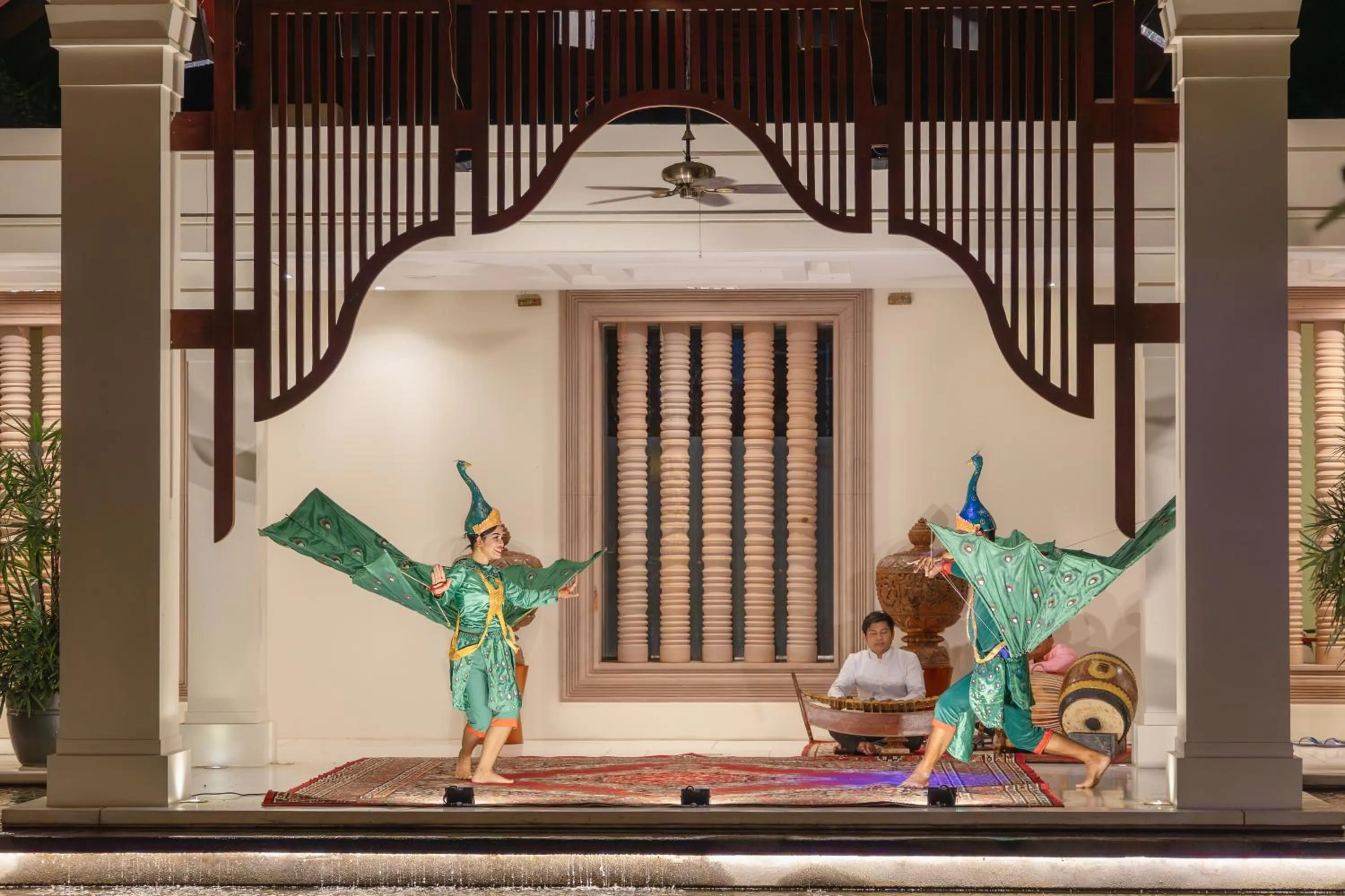 Restaurant/places to eat in Anantara Angkor Resort