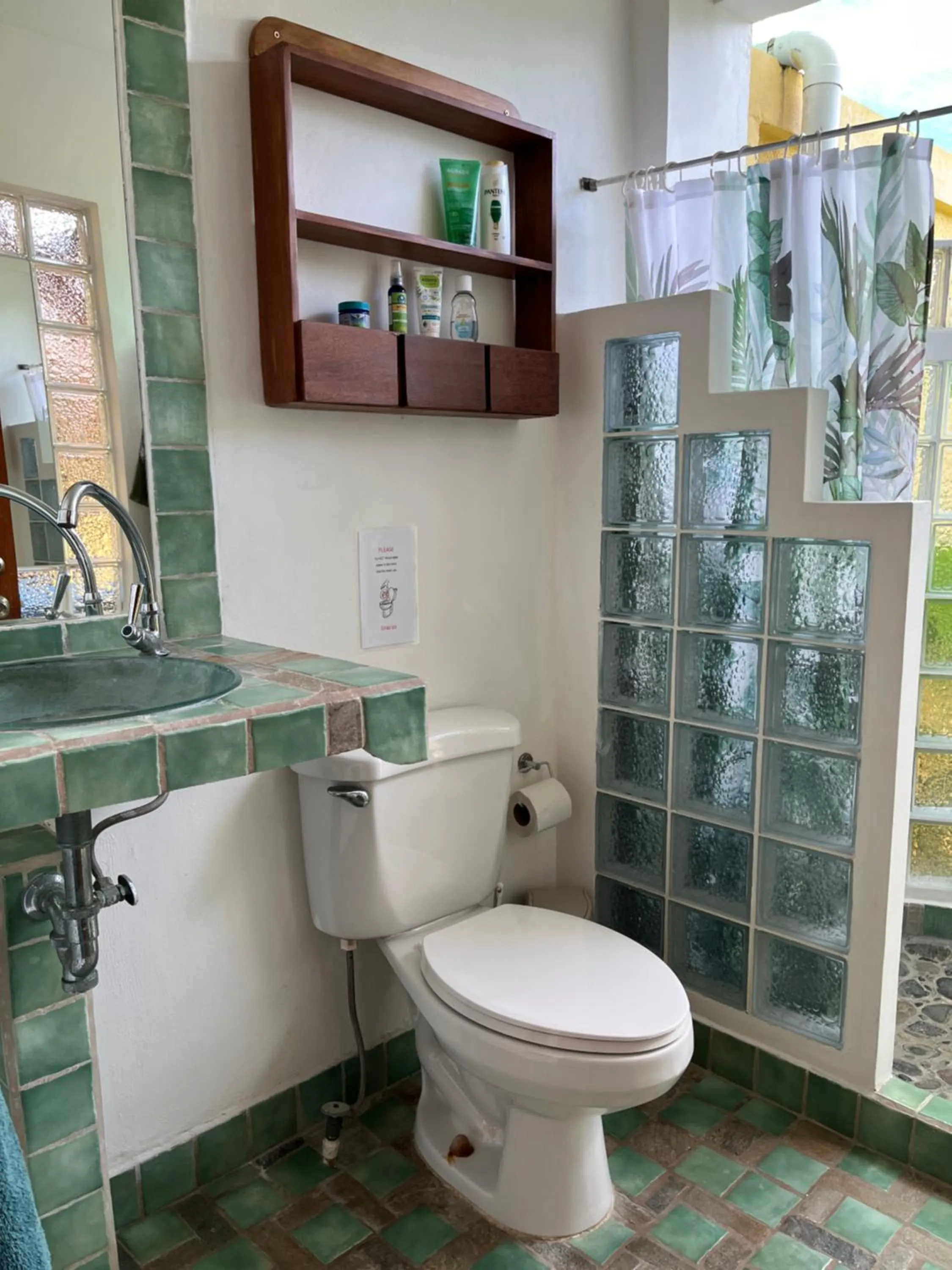 Hotel Pura Vida