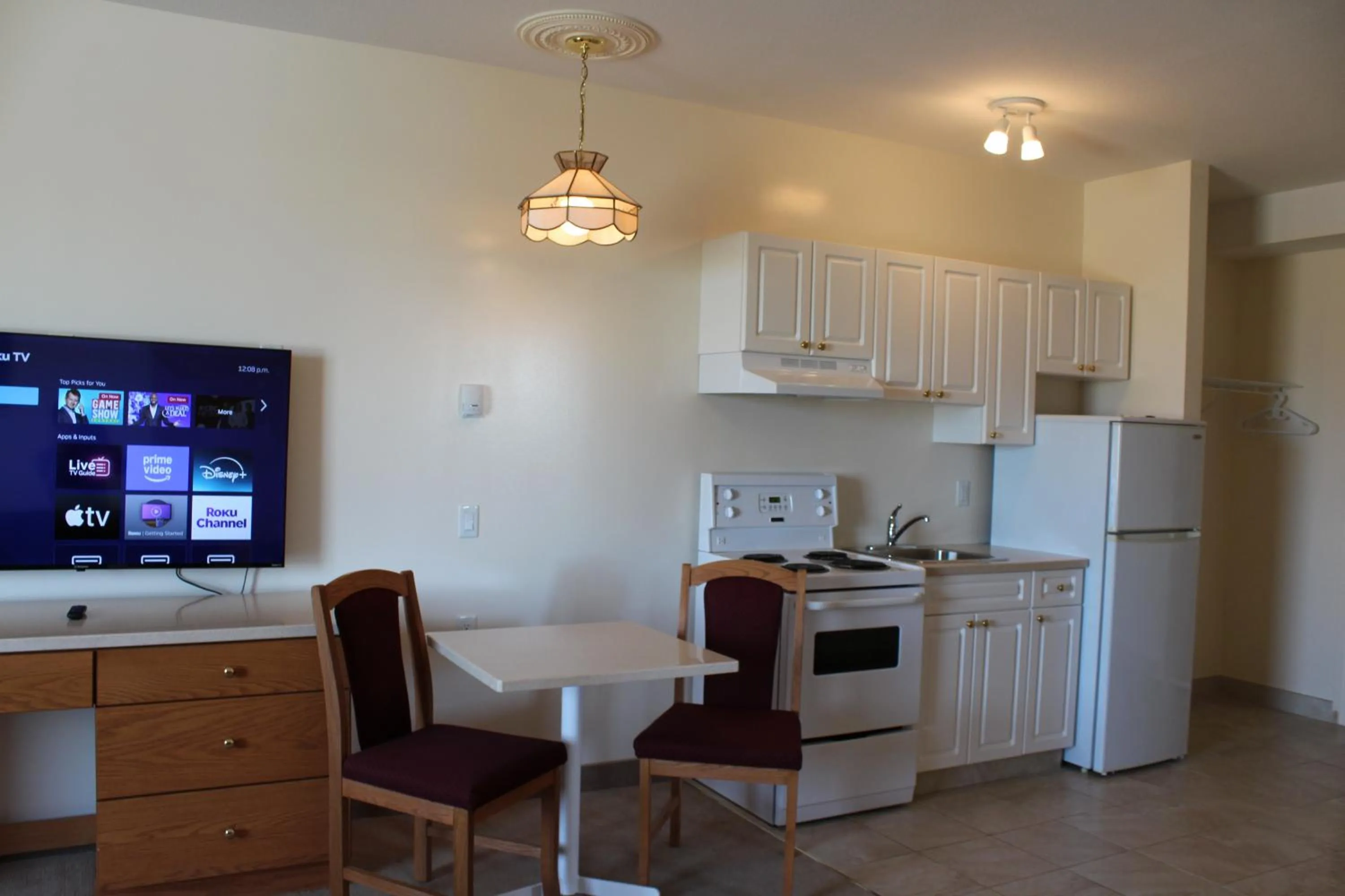 kitchen in Western Budget Motel Ponoka