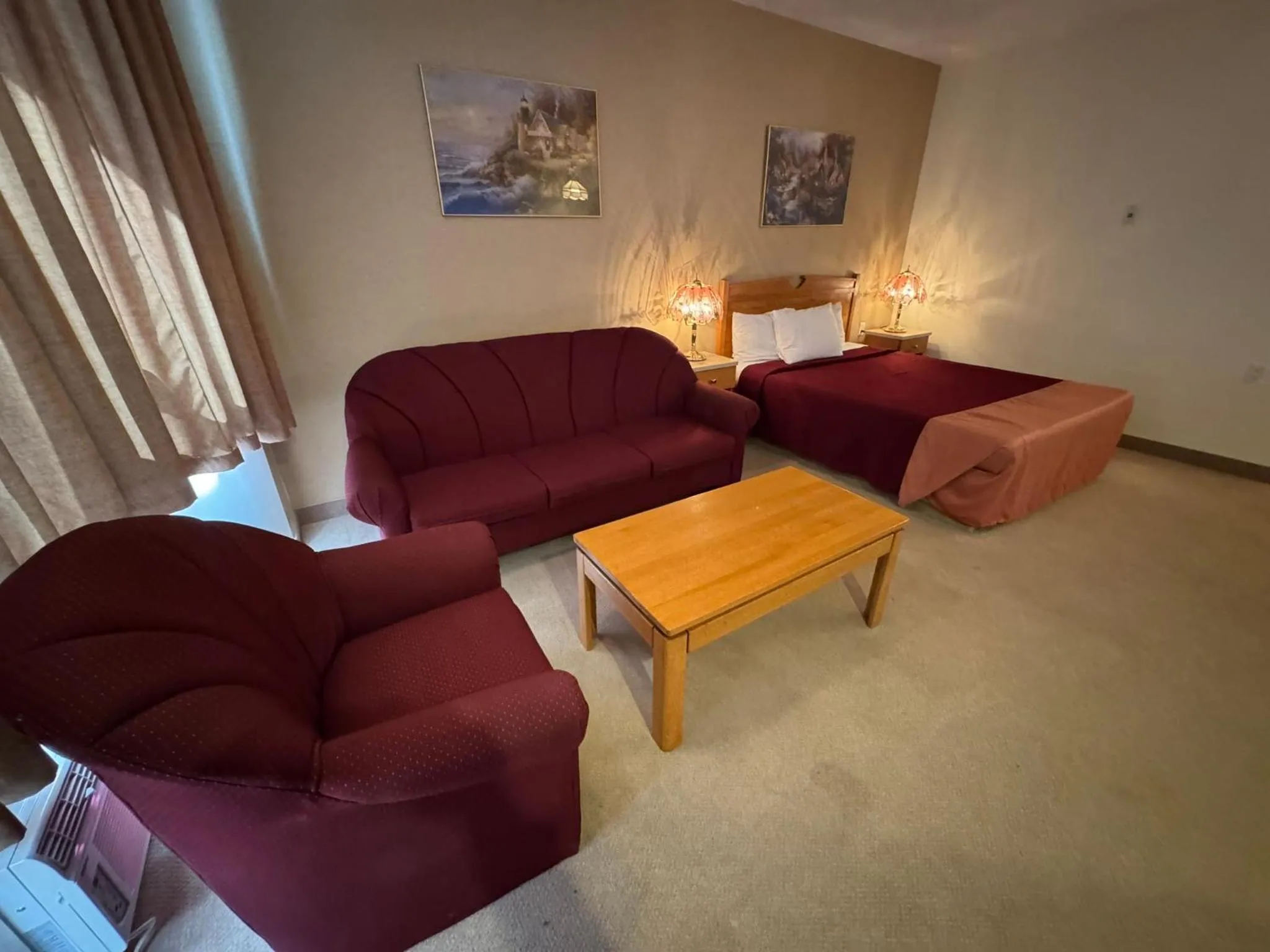 Bedroom in Western Budget Motel Ponoka