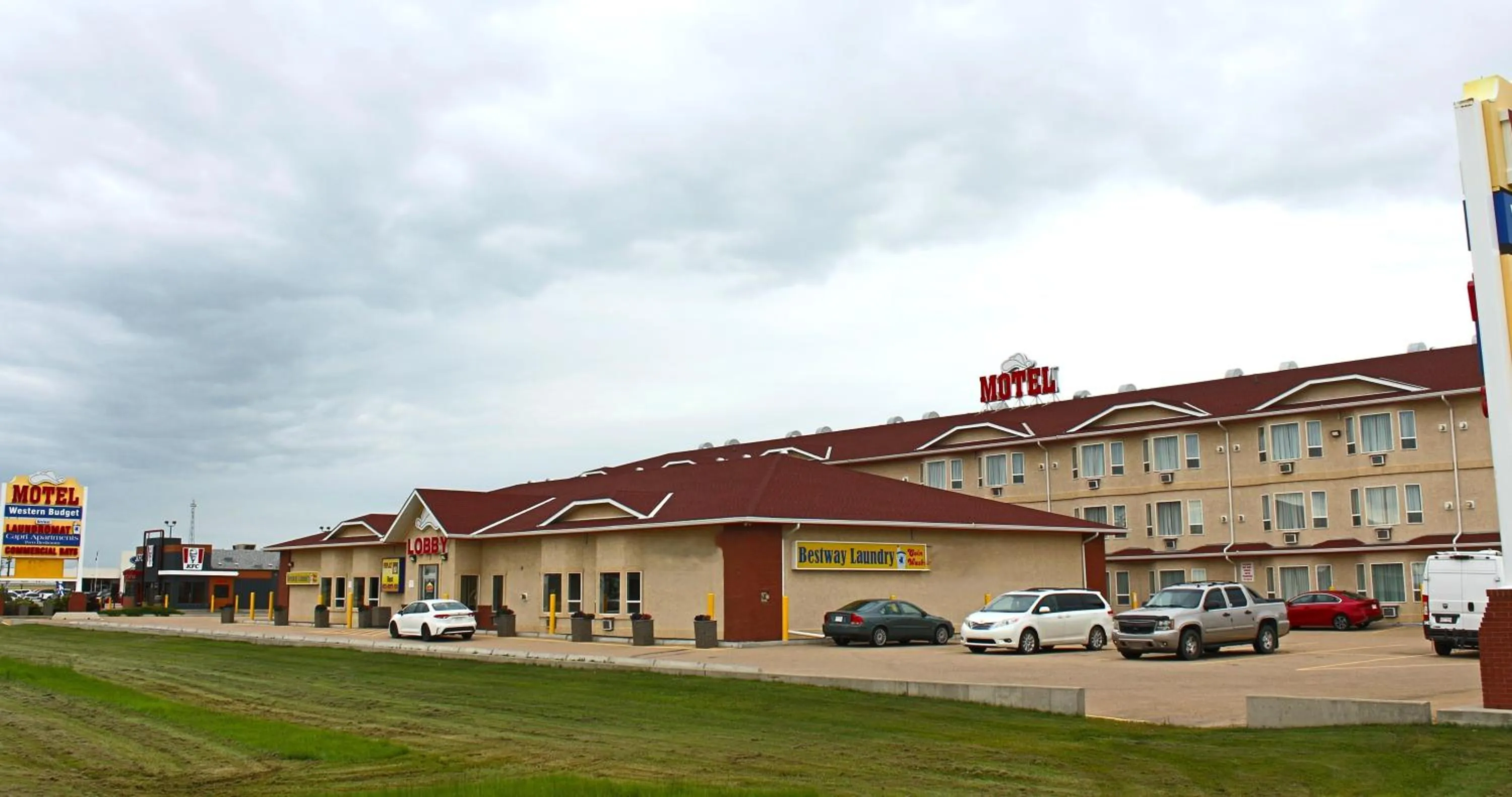 Property building in Western Budget Motel Ponoka