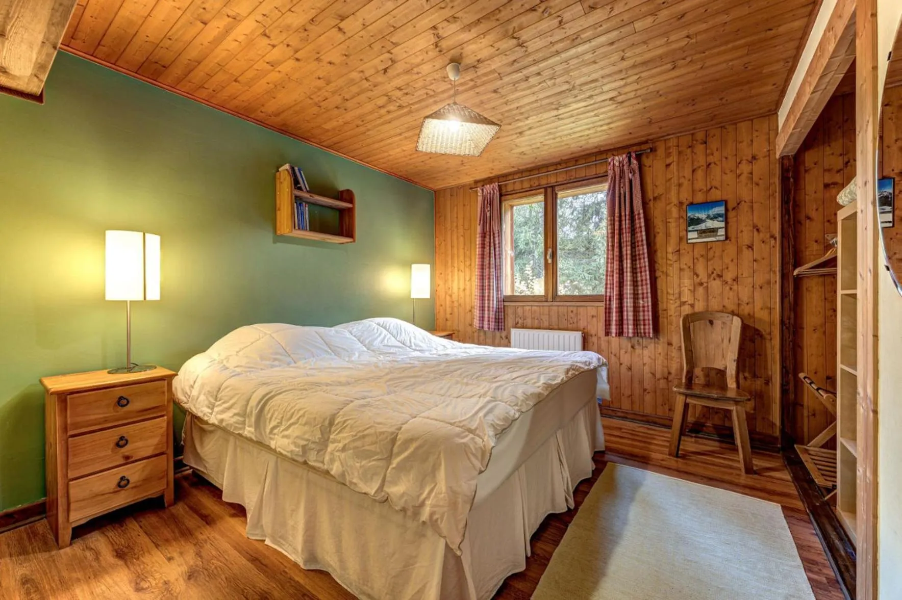 Bedroom, Bed in Chalet Les Frenes