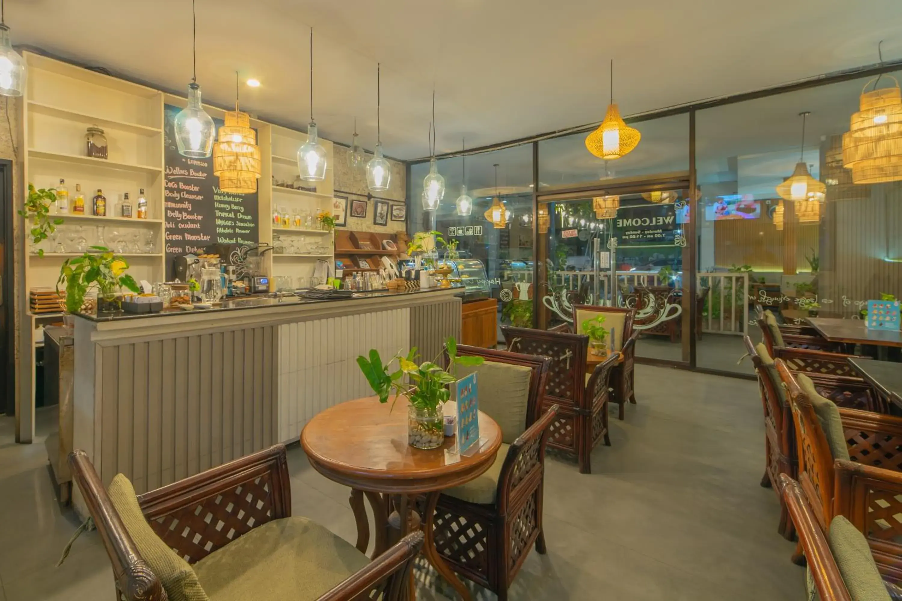 Restaurant/places to eat in Nirmala Hotel Jimbaran Restaurant/places to eat in Nirmala Hotel Jimbaran