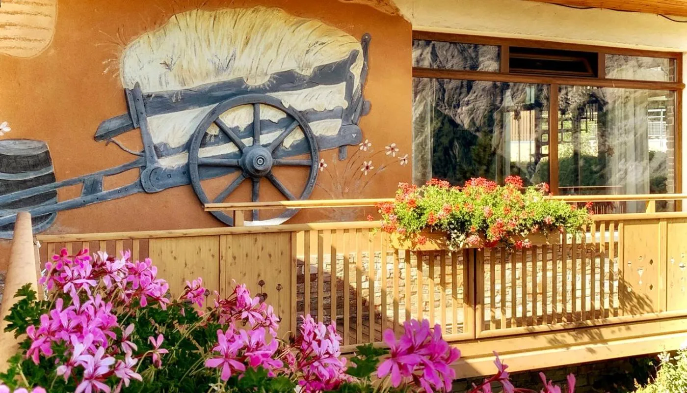 Property building in Hotels Les Catrems & Le Montagnou