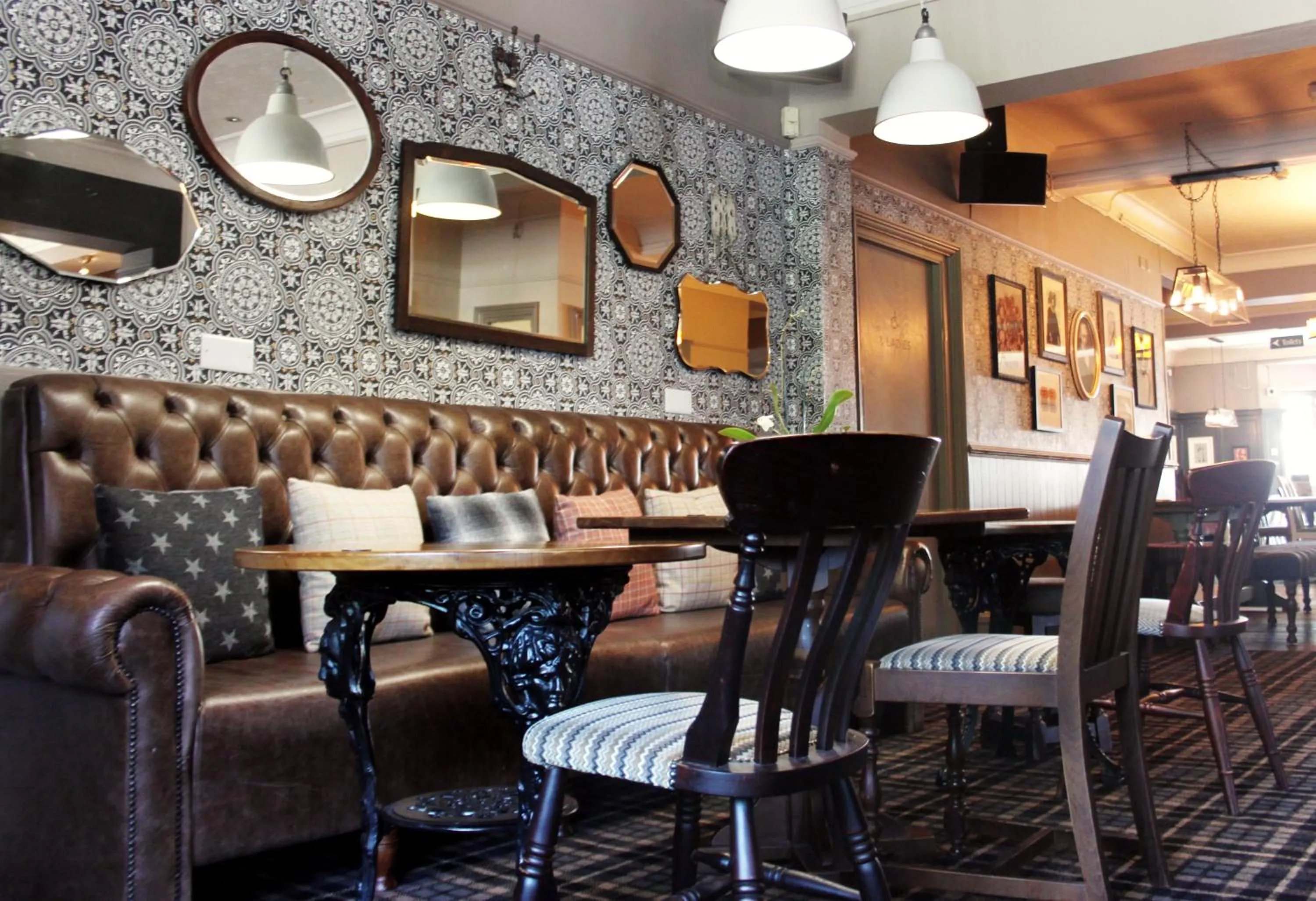 Restaurant/places to eat in The Station