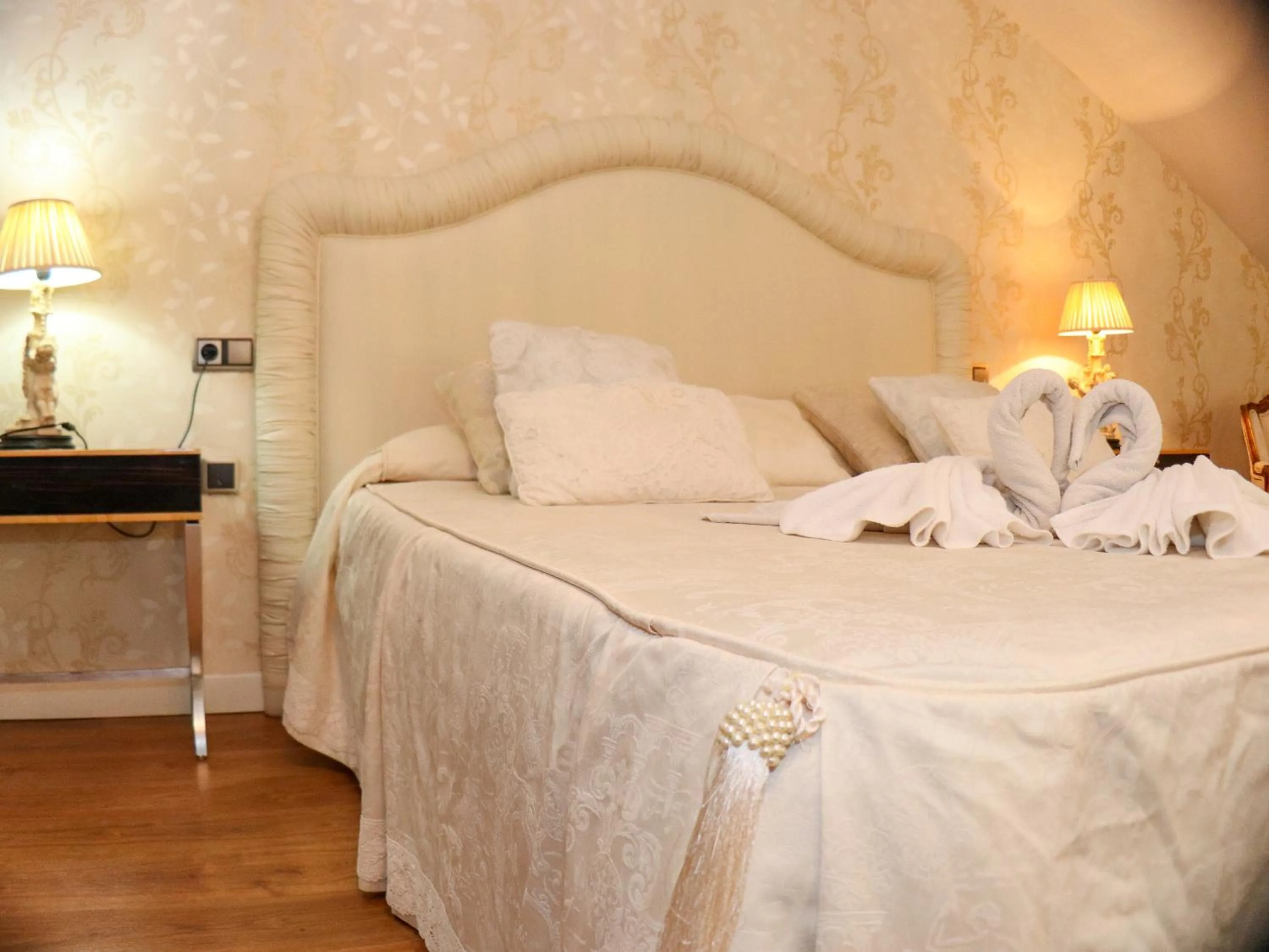 Photo of the whole room, Bed in Hotel Principe