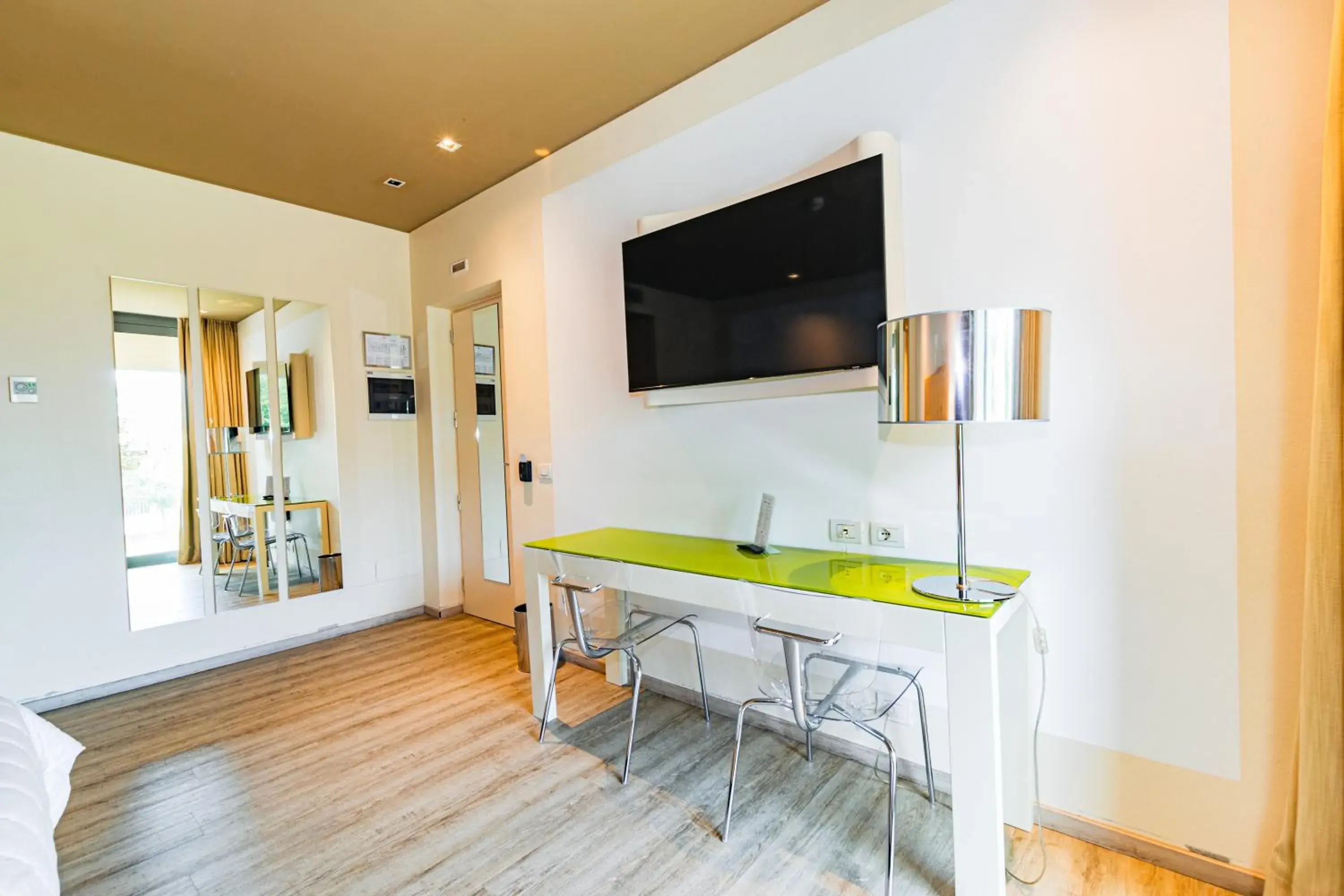 Superior Double Room in One Hotel & Restaurant Superior Double Room in One Hotel & Restaurant