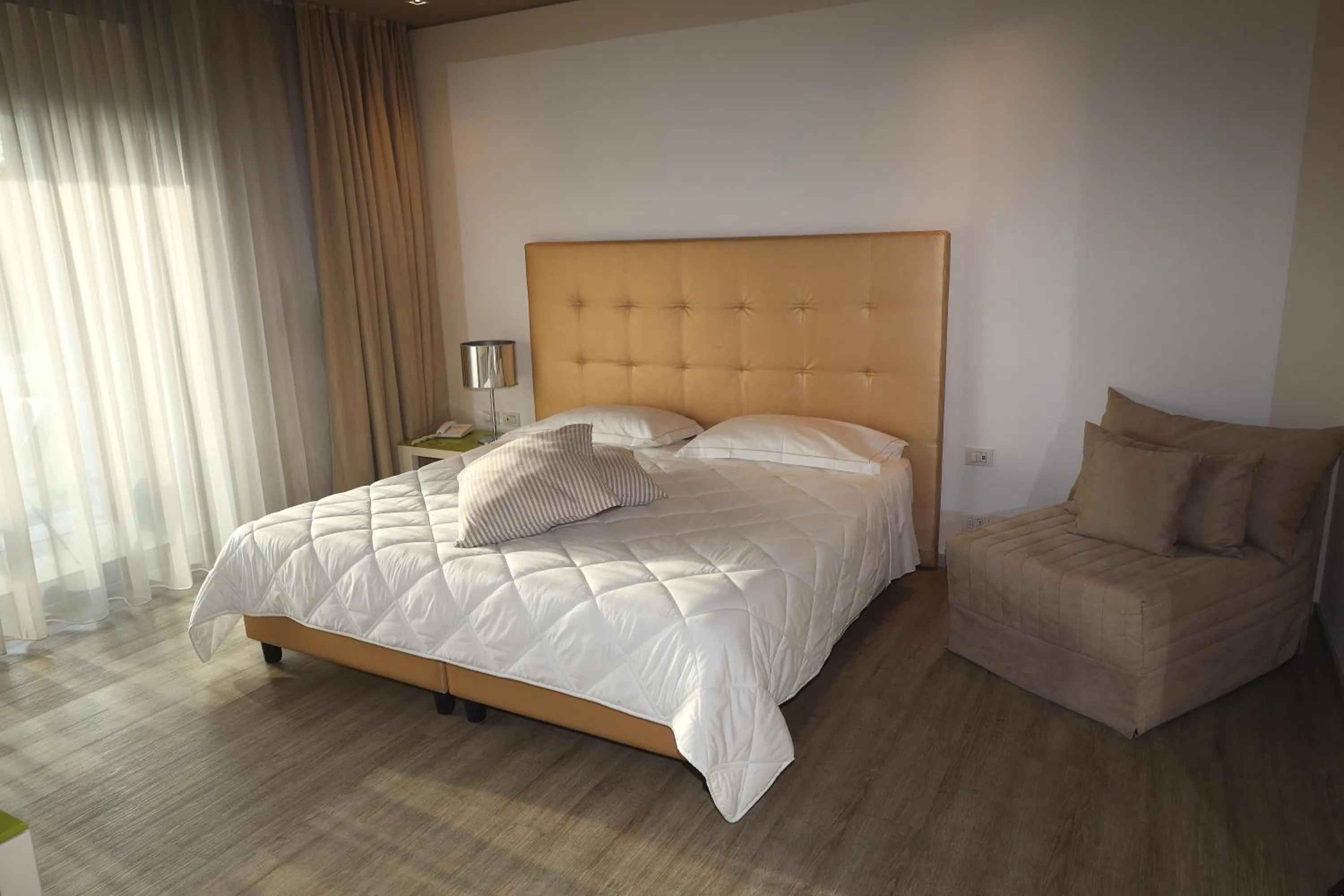 Bedroom, Bed in One Hotel & Restaurant