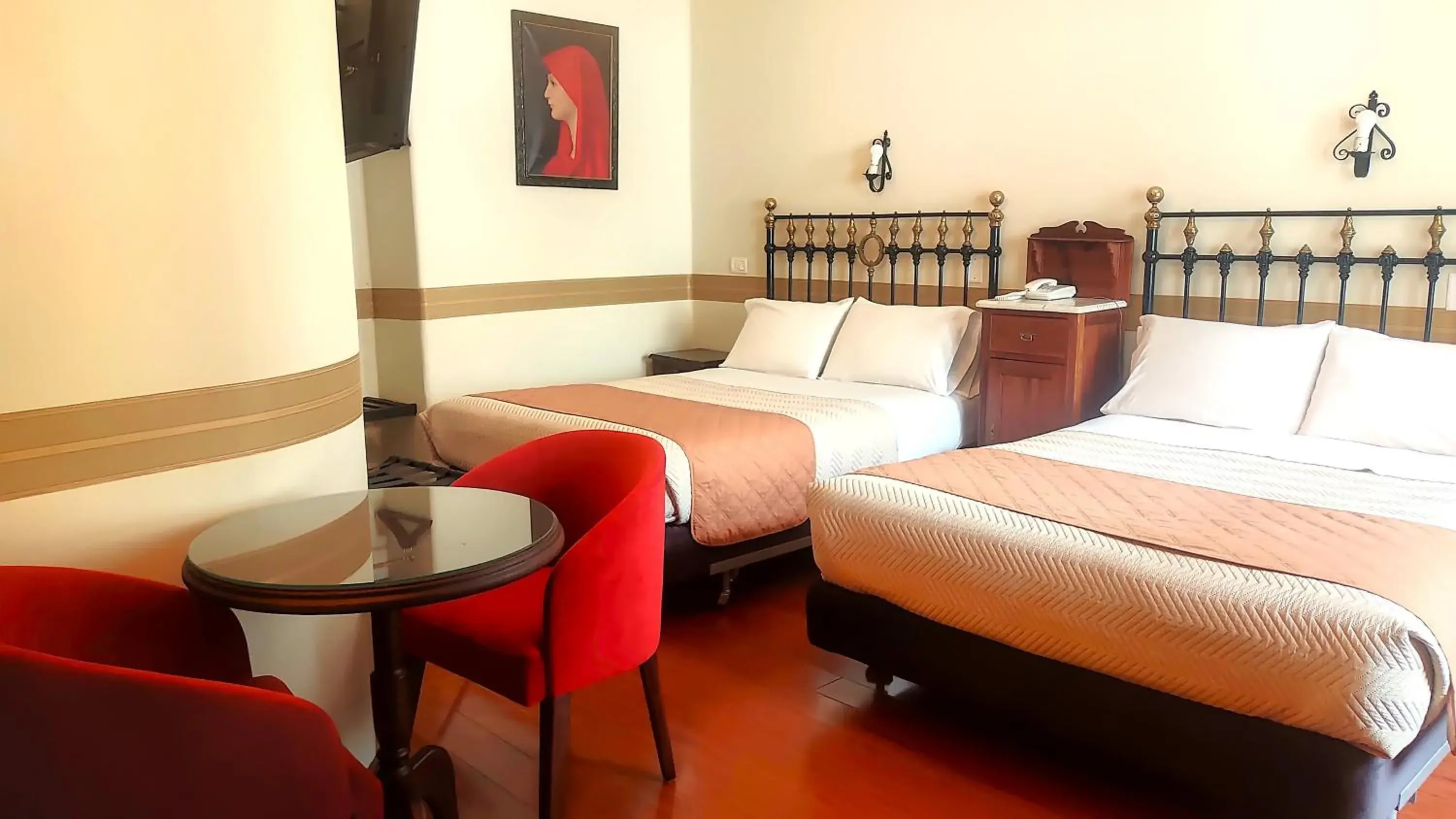 Photo of the whole room, Bed in Hostal Colonial Potosi Photo of the whole room, Bed in Hostal Colonial Potosi