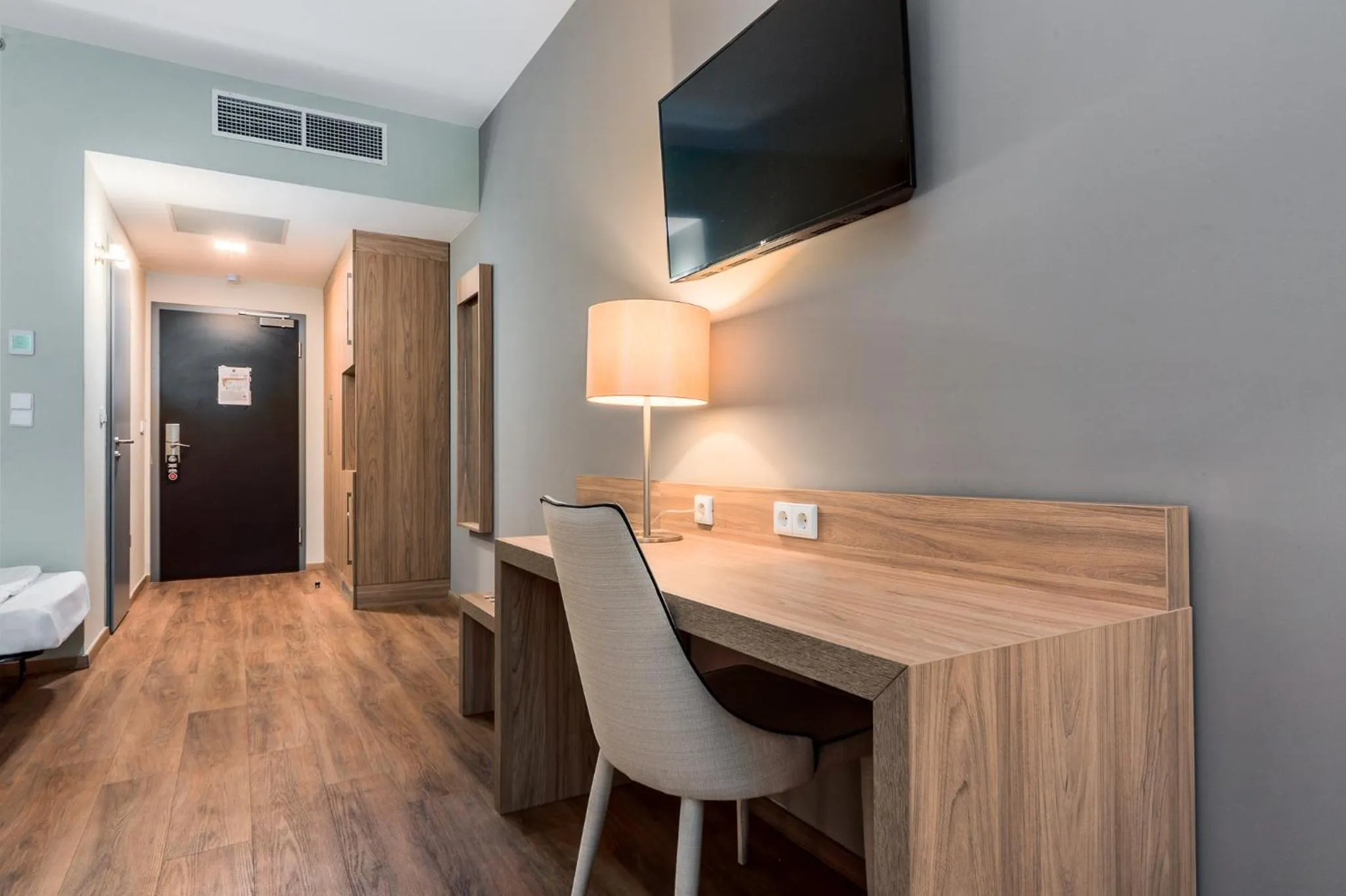 TV and multimedia, Bed in Akeah Verdi Budapest