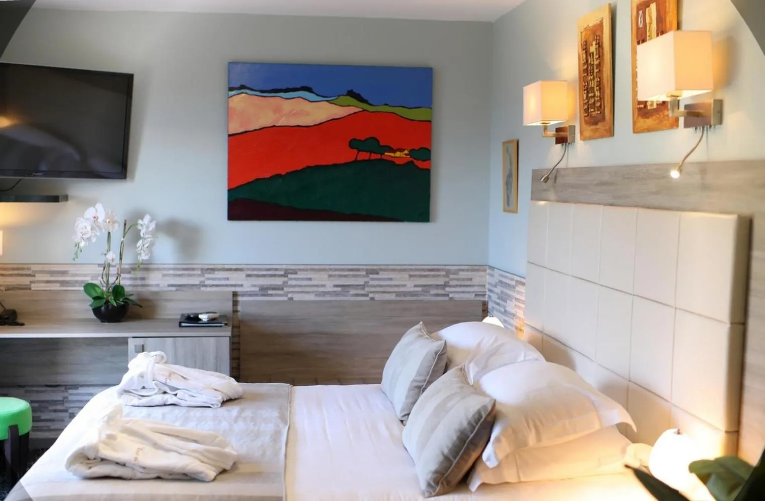 Photo of the whole room, Bed in Casa Di Lucia Mi-Hotel