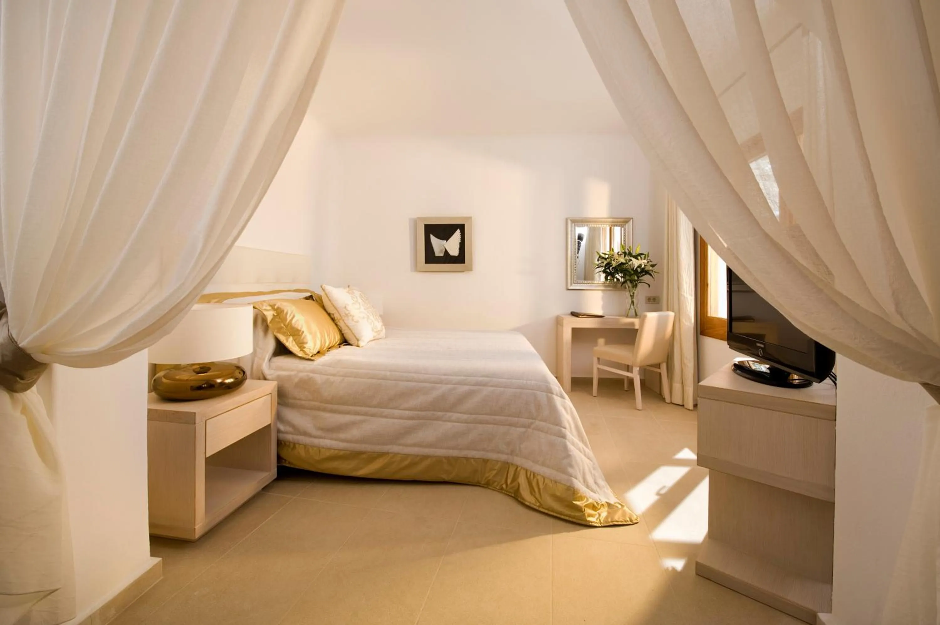 Bed in Gold Suites - Small Luxury Hotels of the World