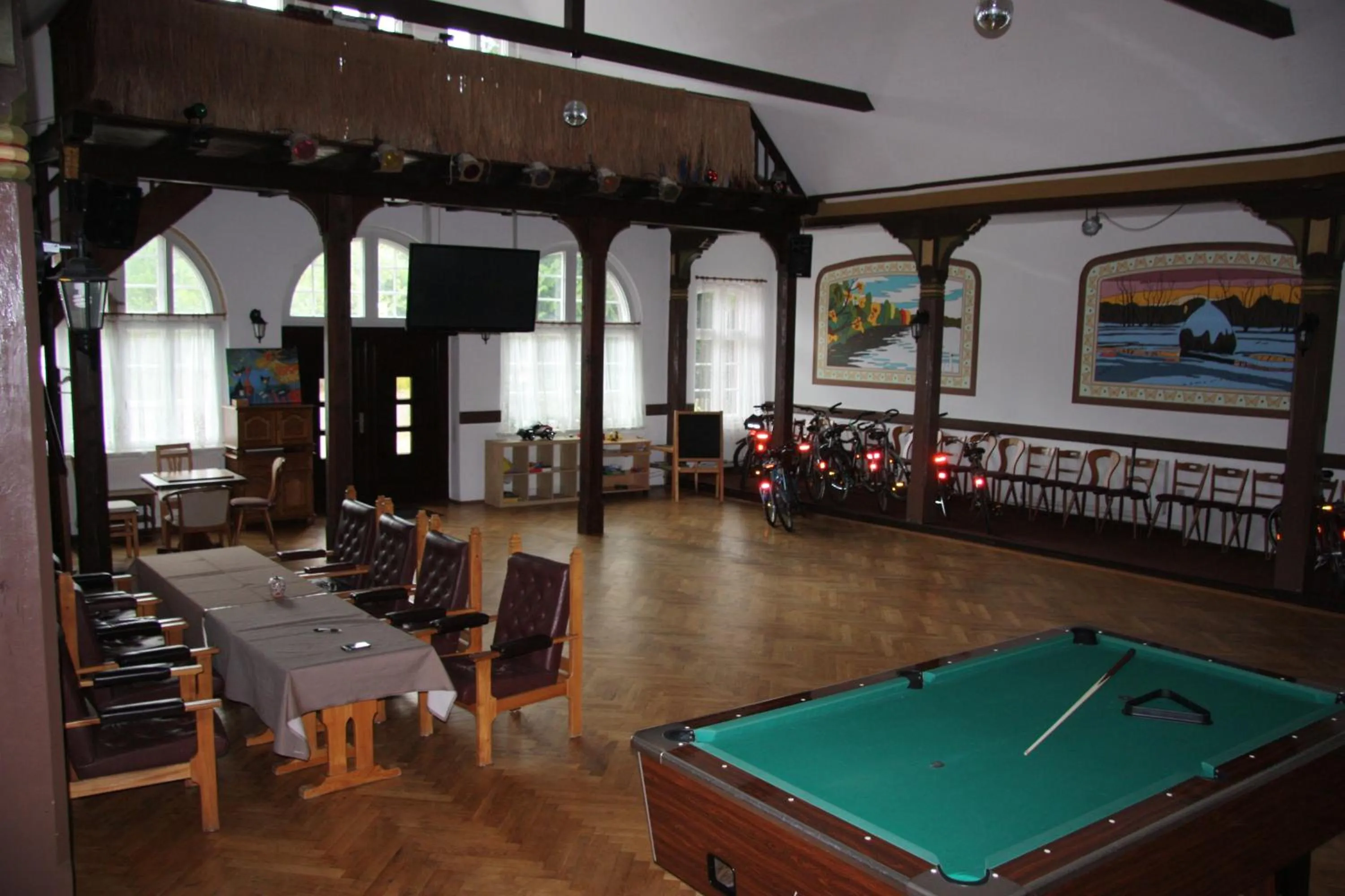 Billiard in Hotel Zum goldenen Stern