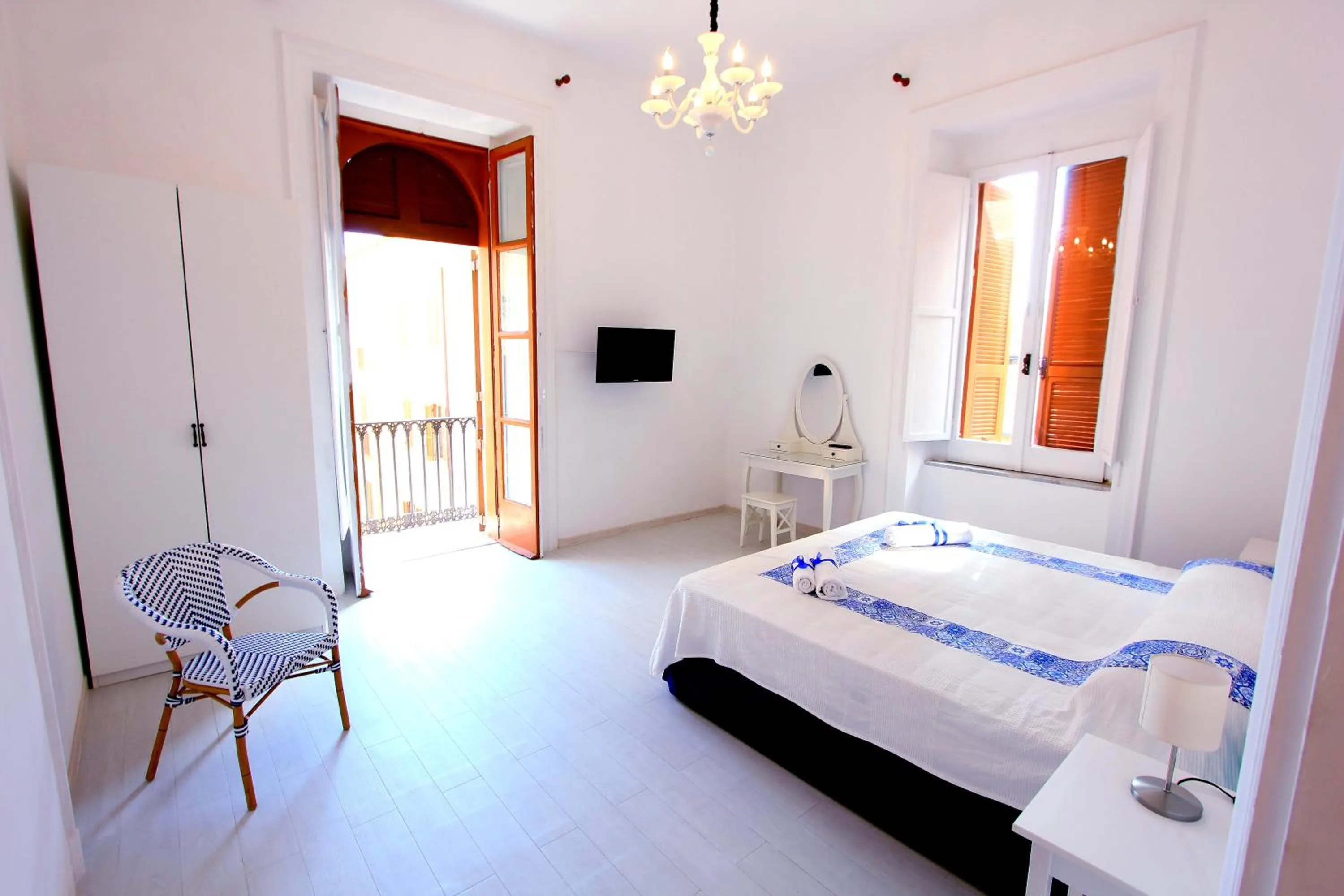 Bedroom, Bed in B&B Vitruvio Suites