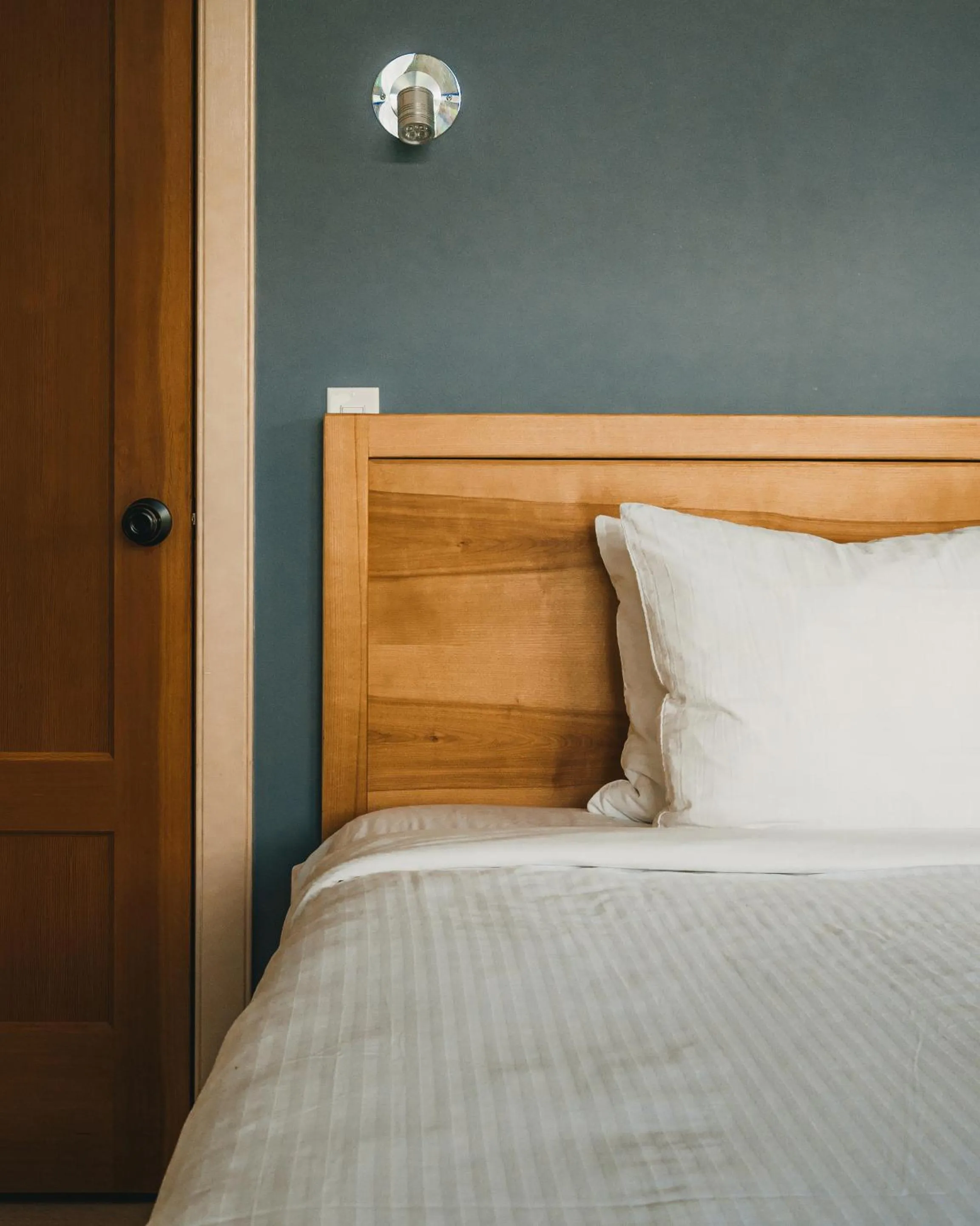 Bedroom, Bed in The Sentinel